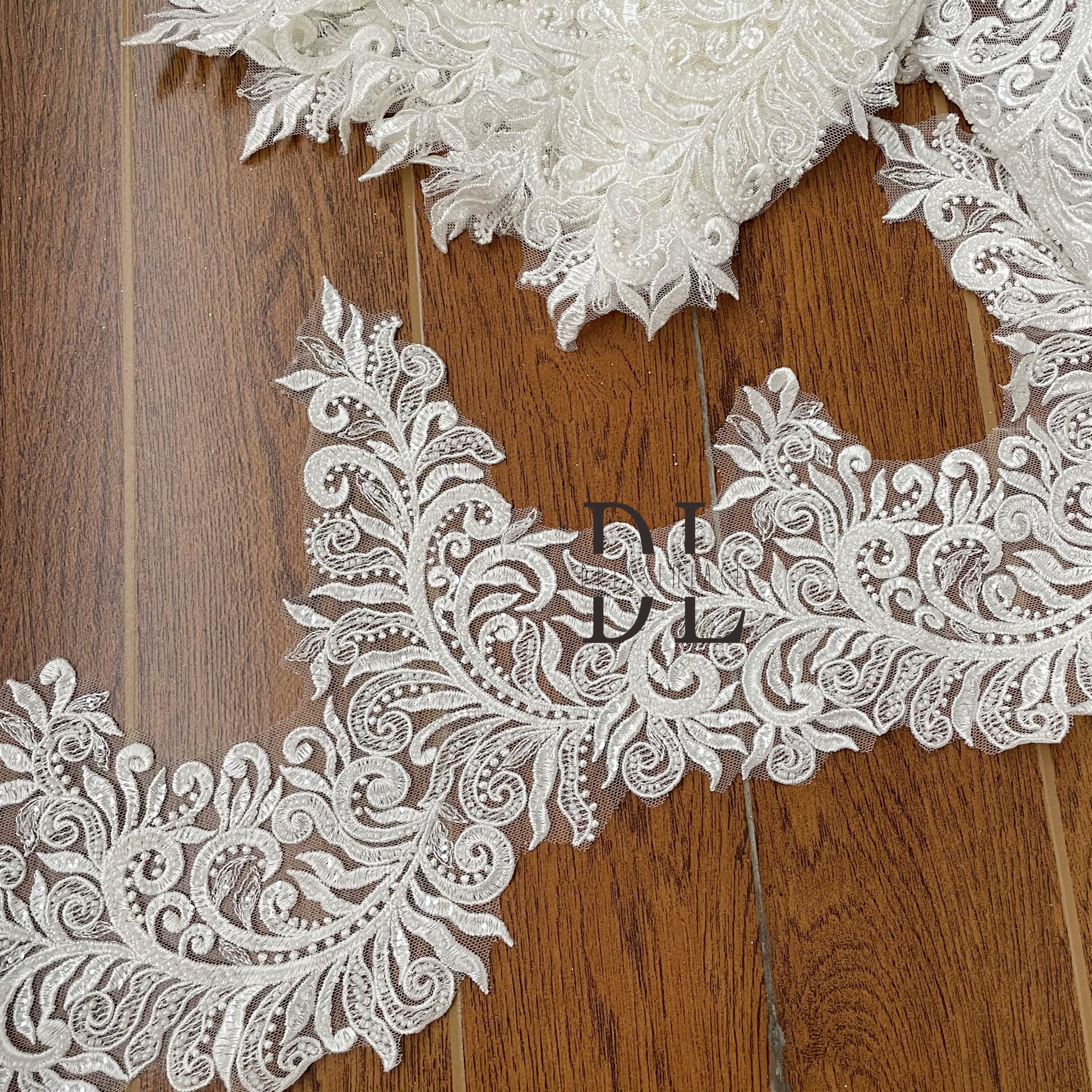 DLX24247 Borde de encaje bordado de 24 cm con cuentas y lentejuelas para ropa