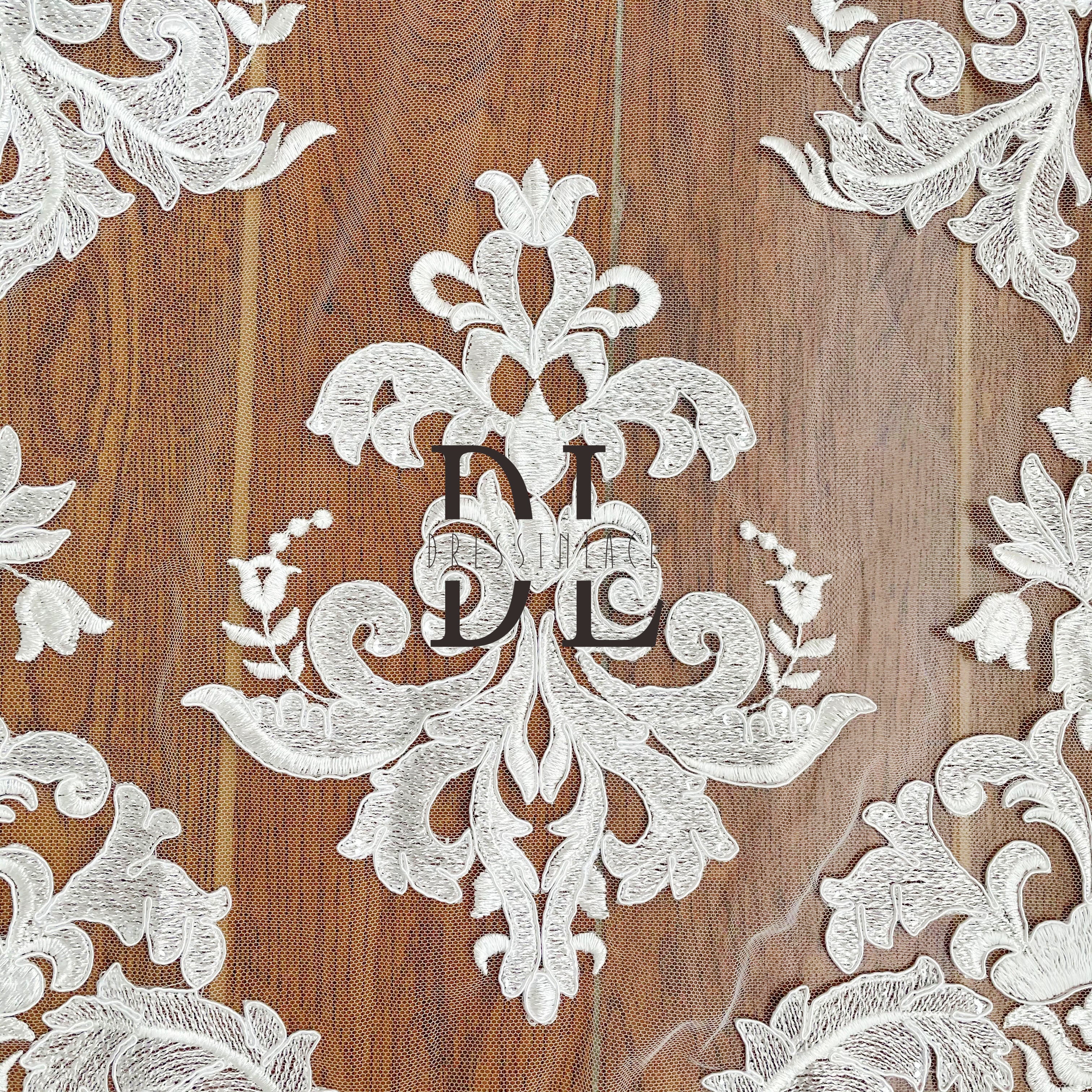 DL130116 Elegante tessuto in pizzo ricamato con paillettes scintillanti - Perfetto per abiti da sposa DL130116