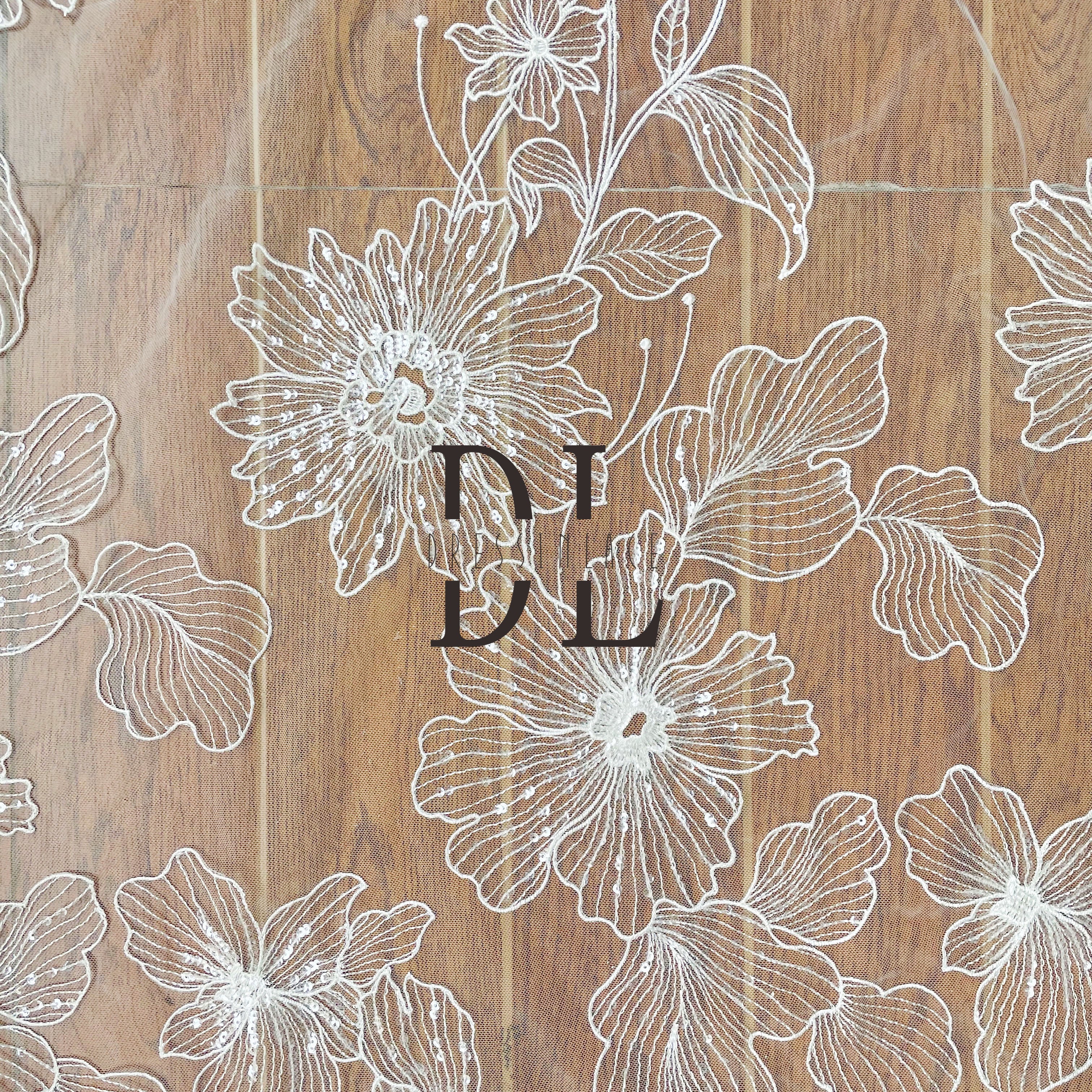 DL130115 Telas de encaje con lentejuelas y flores - Tul suave con flores bordadas - Calidad superior y precio asequible - Ideal para entusiastas de las telas de encaje