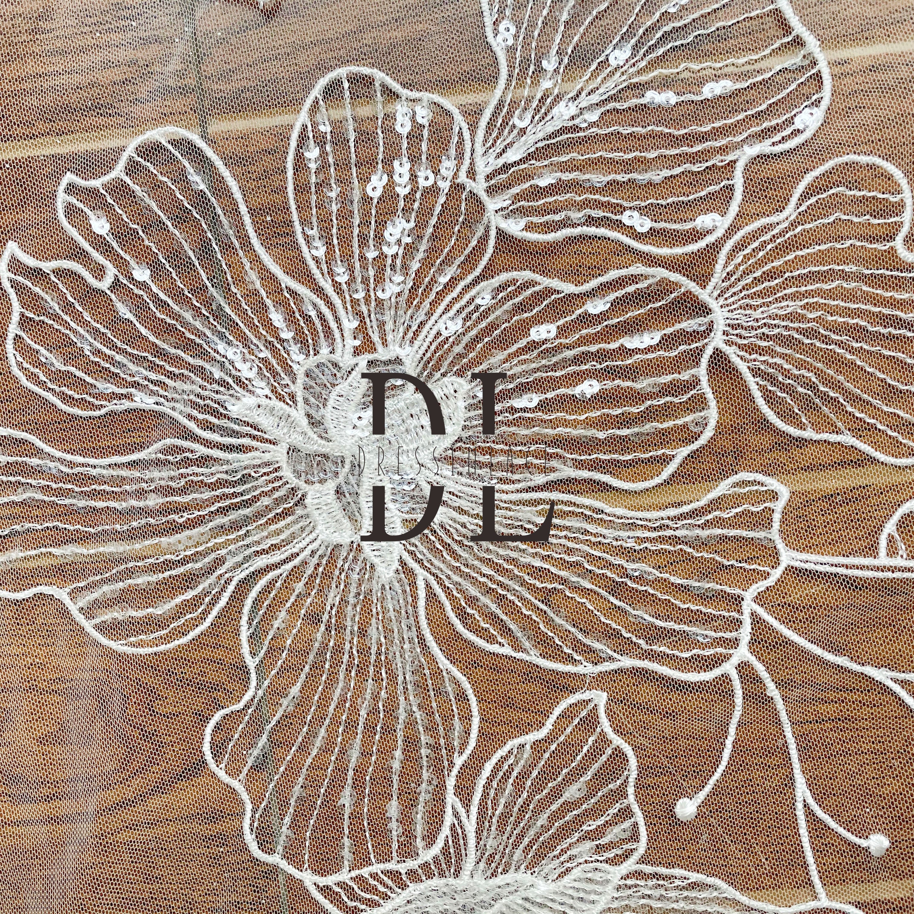 DL130115 Telas de encaje con lentejuelas y flores - Tul suave con flores bordadas - Calidad superior y precio asequible - Ideal para entusiastas de las telas de encaje