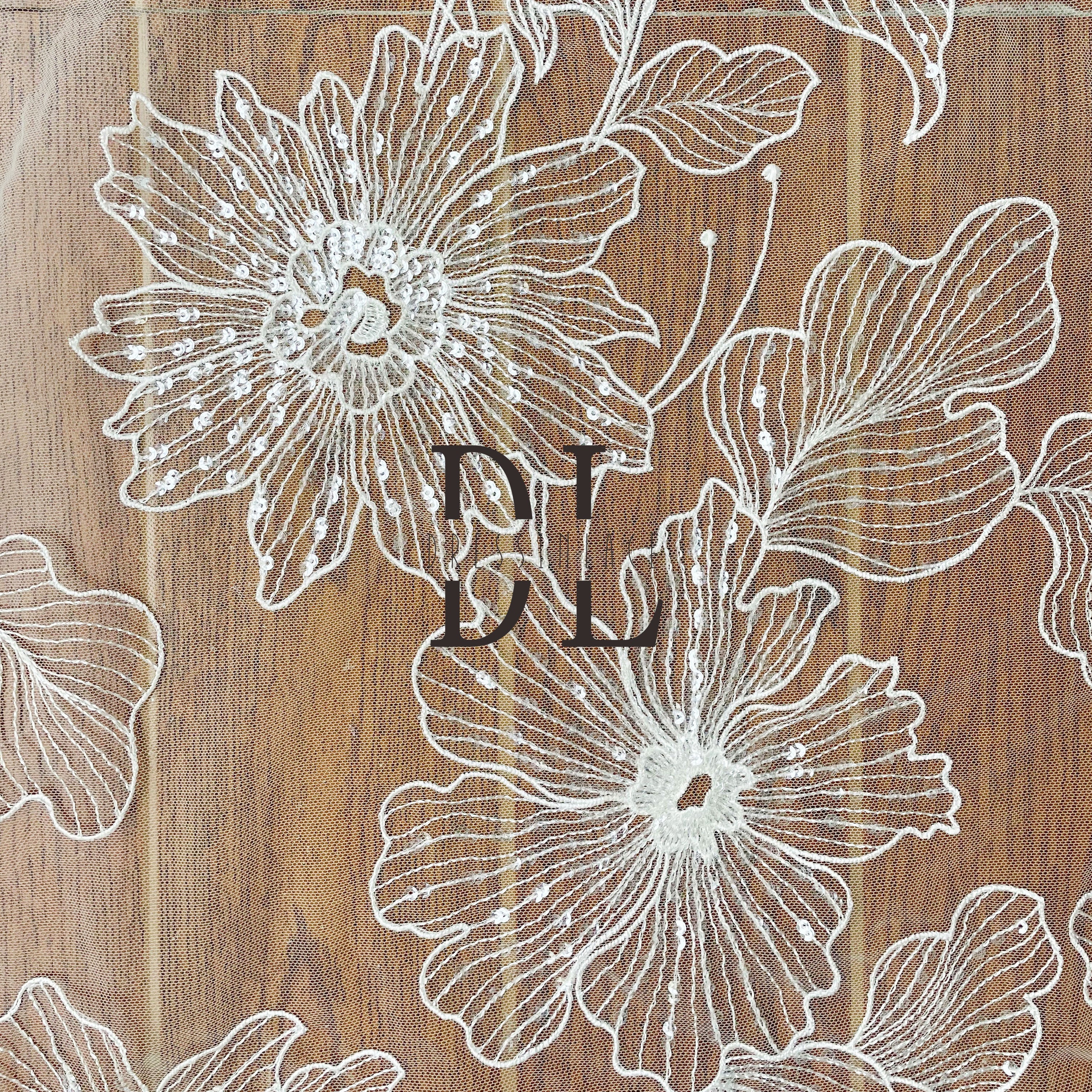 DL130115 Telas de encaje con lentejuelas y flores - Tul suave con flores bordadas - Calidad superior y precio asequible - Ideal para entusiastas de las telas de encaje