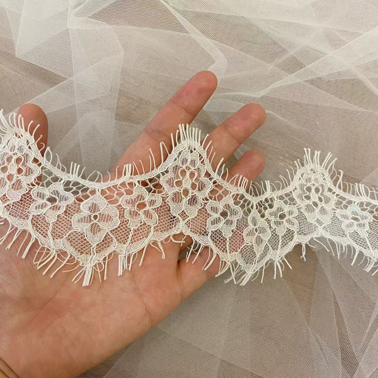 DLTL21197 Encaje clásico de doble cara para velos de novia y vestidos de novia