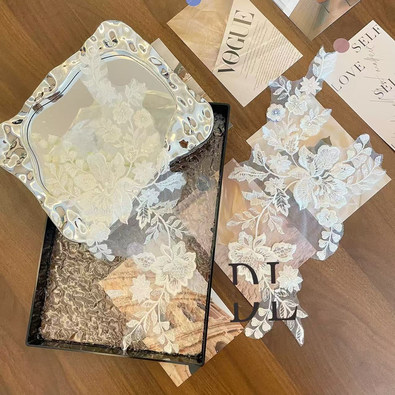 DLM2304 Bridal Lace Appliques with sequins for wedding dresses, bride veils and home textiles