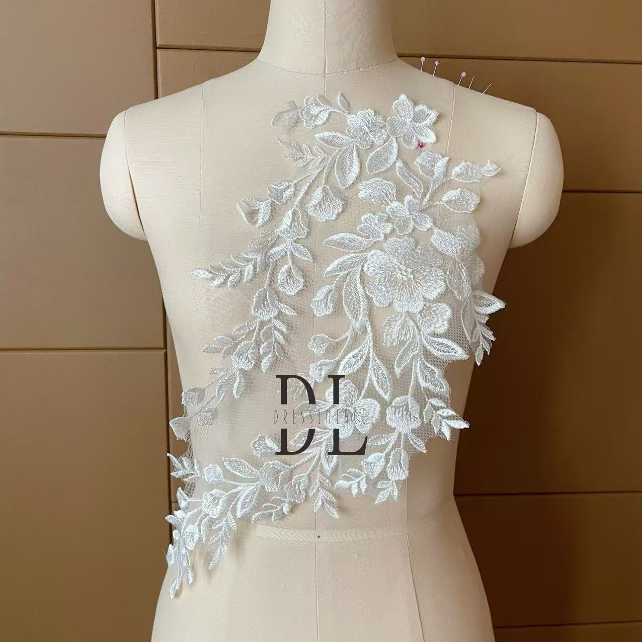 DLM2318 Bridal Lace motifs for wedding dresses, formal gowns, wedding veils and home textiles