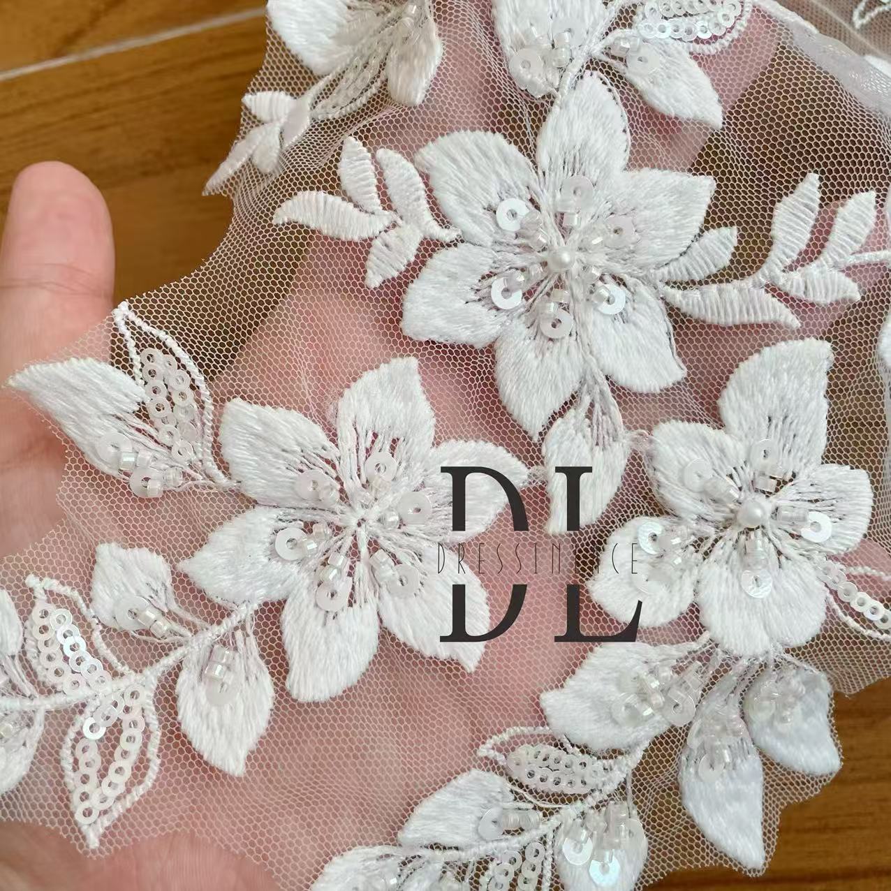 DLM2325&DLM2326 Beaded embroidery Lace motifs for bride dresses, bridal veils, fashion clothes accessories