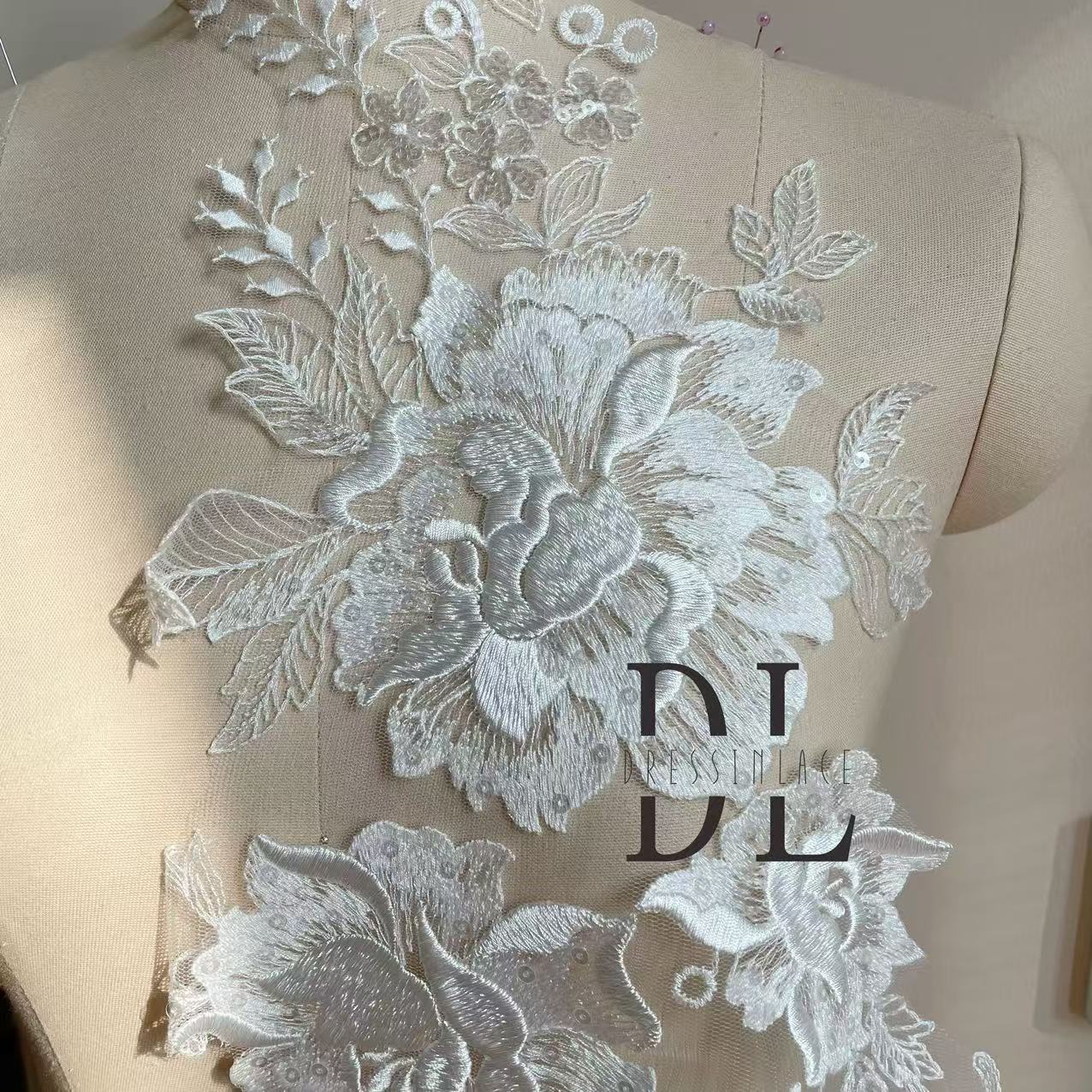 DLM2330 embroidered lace appliques with sequins for Bride wedding dresses Lace motifs, DIY bridal veils accessories