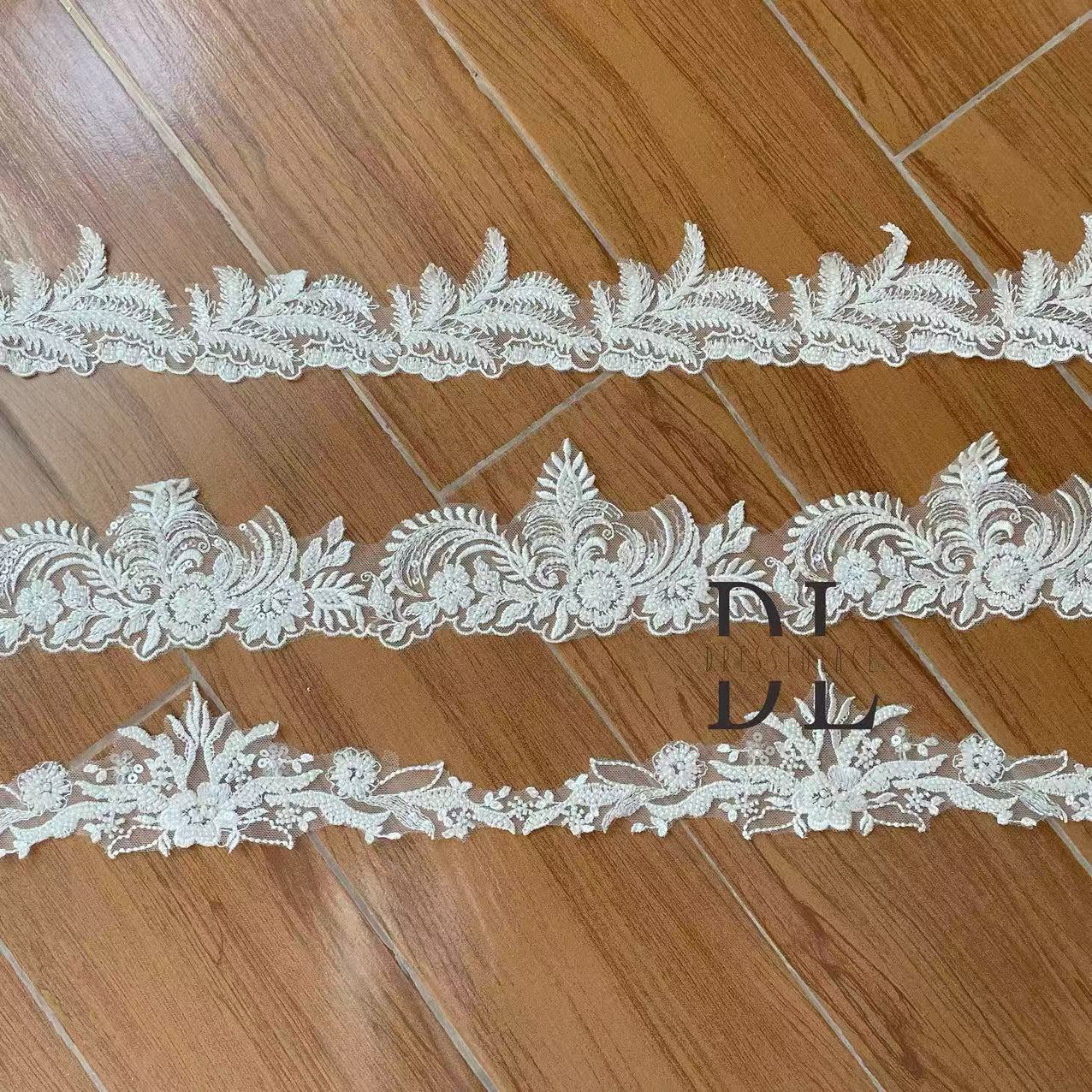 DLX15253 Patrón de hojas bordadas Tejido de encaje Bordes de ancho 15 cm Cuentas y lentejuelas para velos de novia