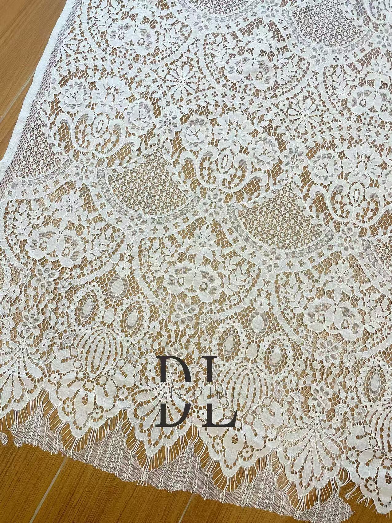 DL15104 Boho Fabrics Delicada tela de encaje Chantilly para vestidos de novia: material de pestañas suave y exquisito