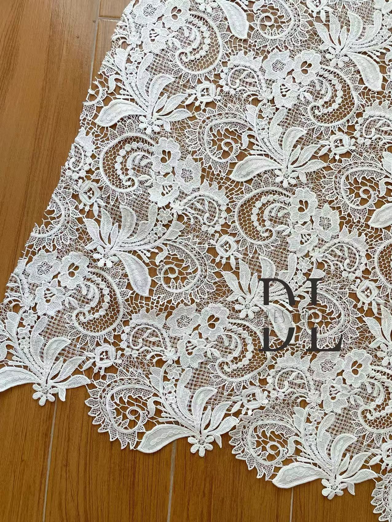DLG120199 Elegant guipure fashion flowers pattern Lace Fabric For Novia Dresses, bridal wedding gowns, high-custom designers dresses
