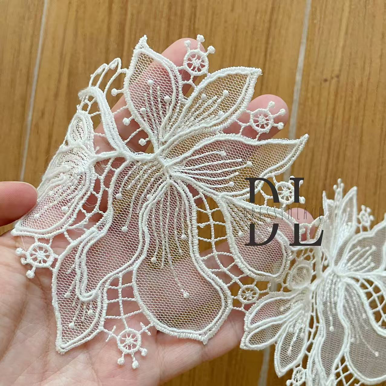 Guipure Lace Trims for DIY fashion clothes, bridal dresses, wedding veils accessories, home textiles decorate