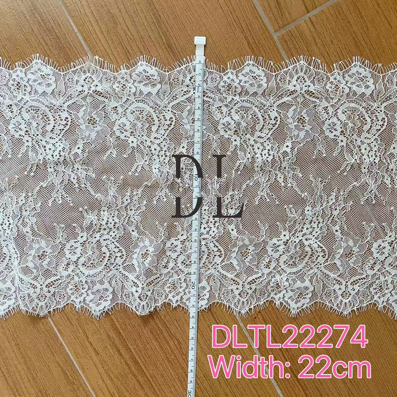 DLX15253 Ricamo Foglie Modello Tessuto di pizzo Bordi larghi 15 cm Perline e paillettes per veli da sposa