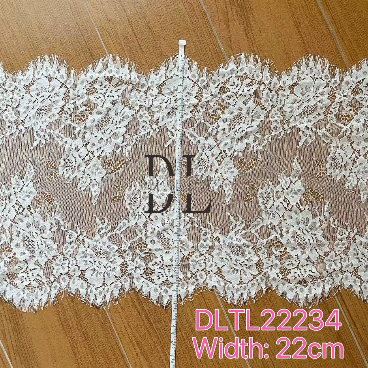 DLX15253 Ricamo Foglie Modello Tessuto di pizzo Bordi larghi 15 cm Perline e paillettes per veli da sposa