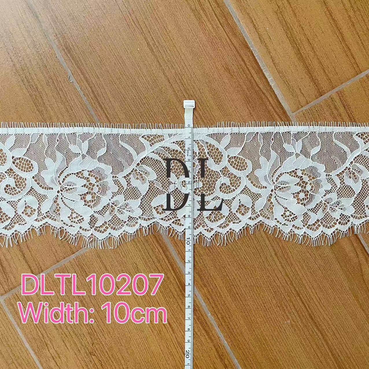 DLX15253 Patrón de hojas bordadas Tejido de encaje Bordes de ancho 15 cm Cuentas y lentejuelas para velos de novia