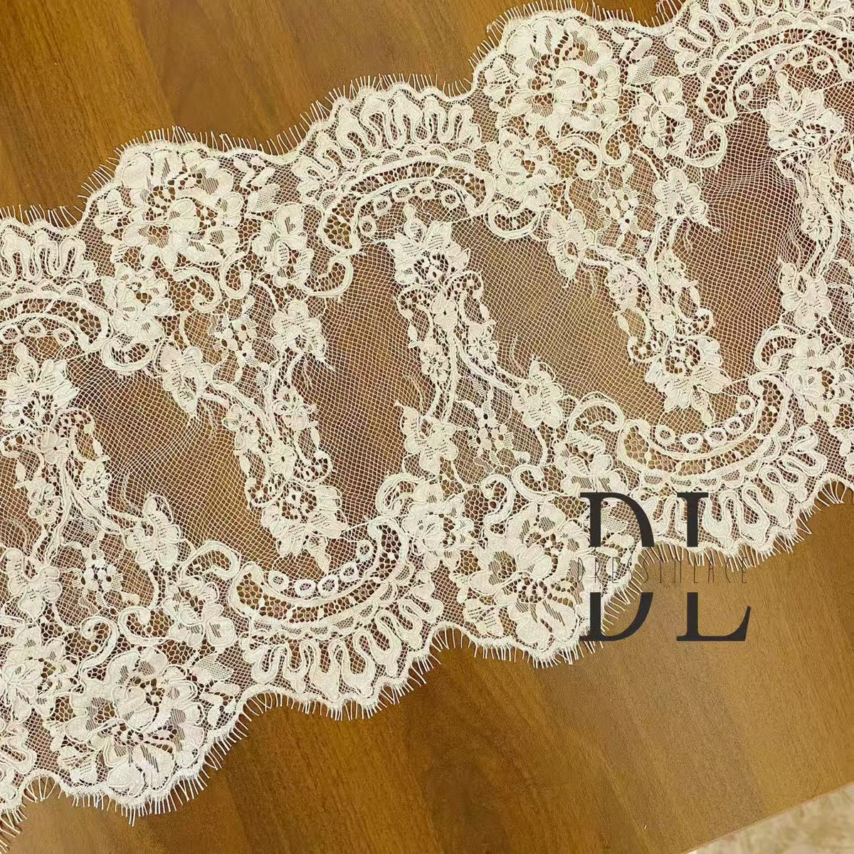 Corded Chantilly lace trims for bride wedding dresses, bridal veils, fashion cloth, home textiles accessories