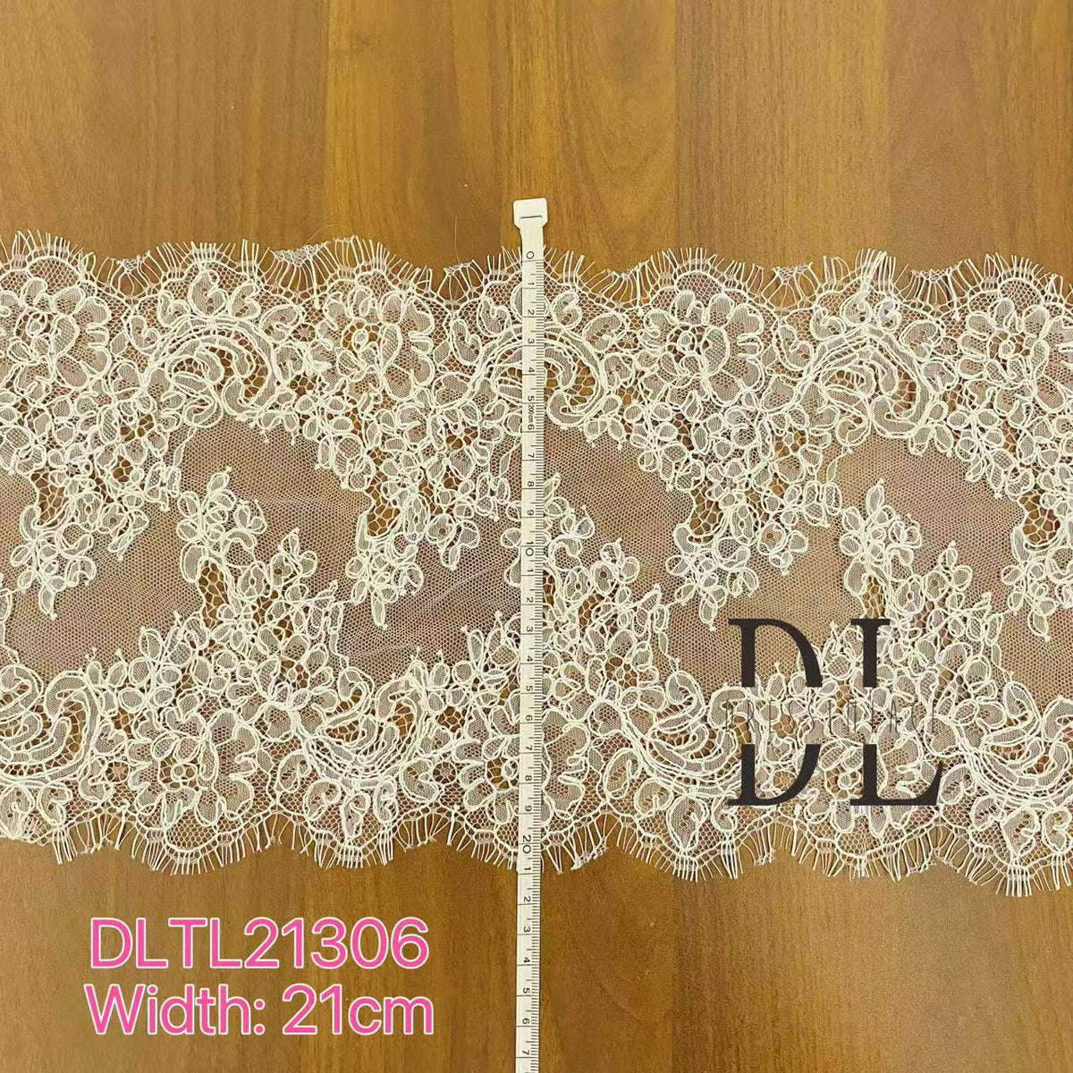 Corded Chantilly lace trim edges for bridal wedding dresses, bridal veils, fashion cloth, home textiles accessories