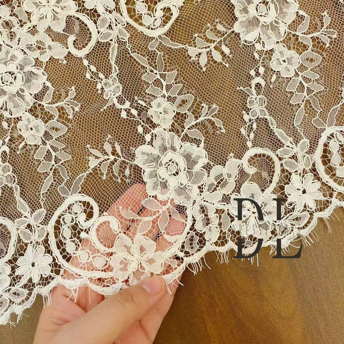 Corded Chantilly lace trim edges for bridal wedding dresses, bridal veils, fashion cloth, home textiles accessories