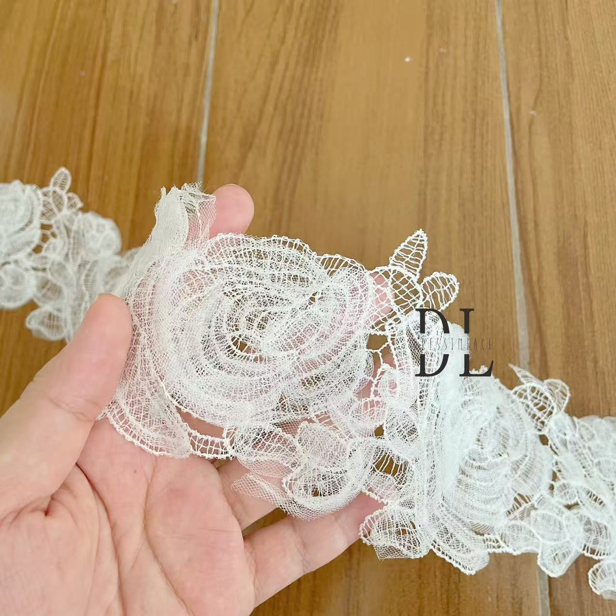 Guipure Lace Trims for fashion clothes accessories, bridal wedding veils accessories, home textiles decoration