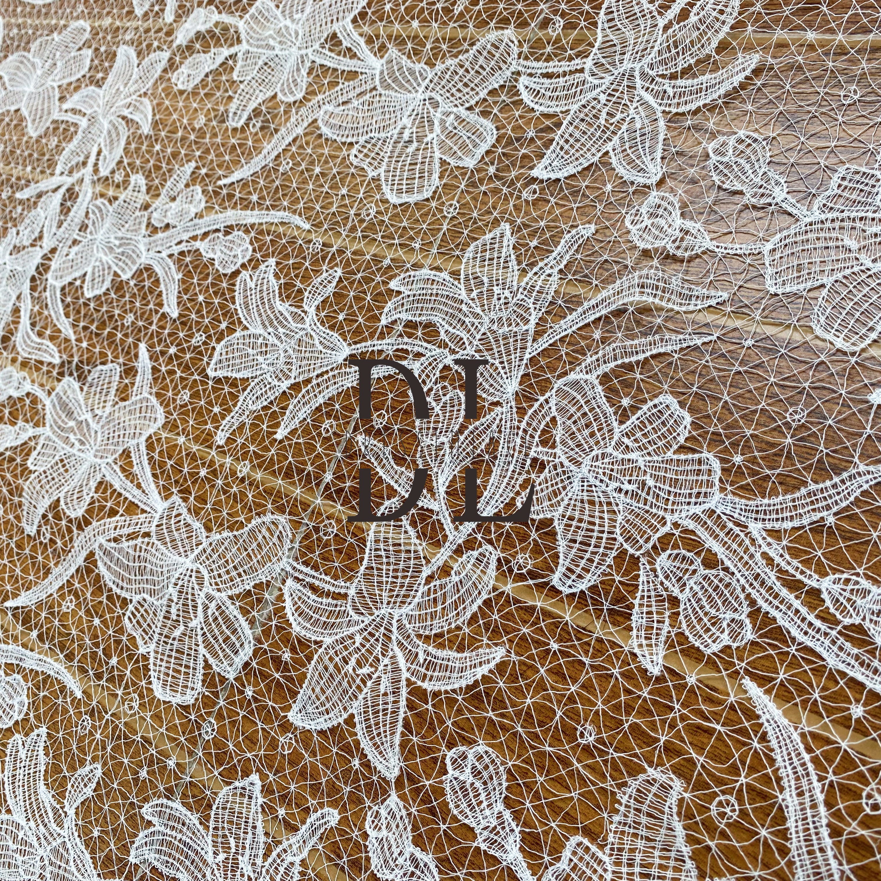 DLG120129 Adorable Water Soluble Lace Fabric for Various Styles - Perfect for Wedding Dresses DLG120129