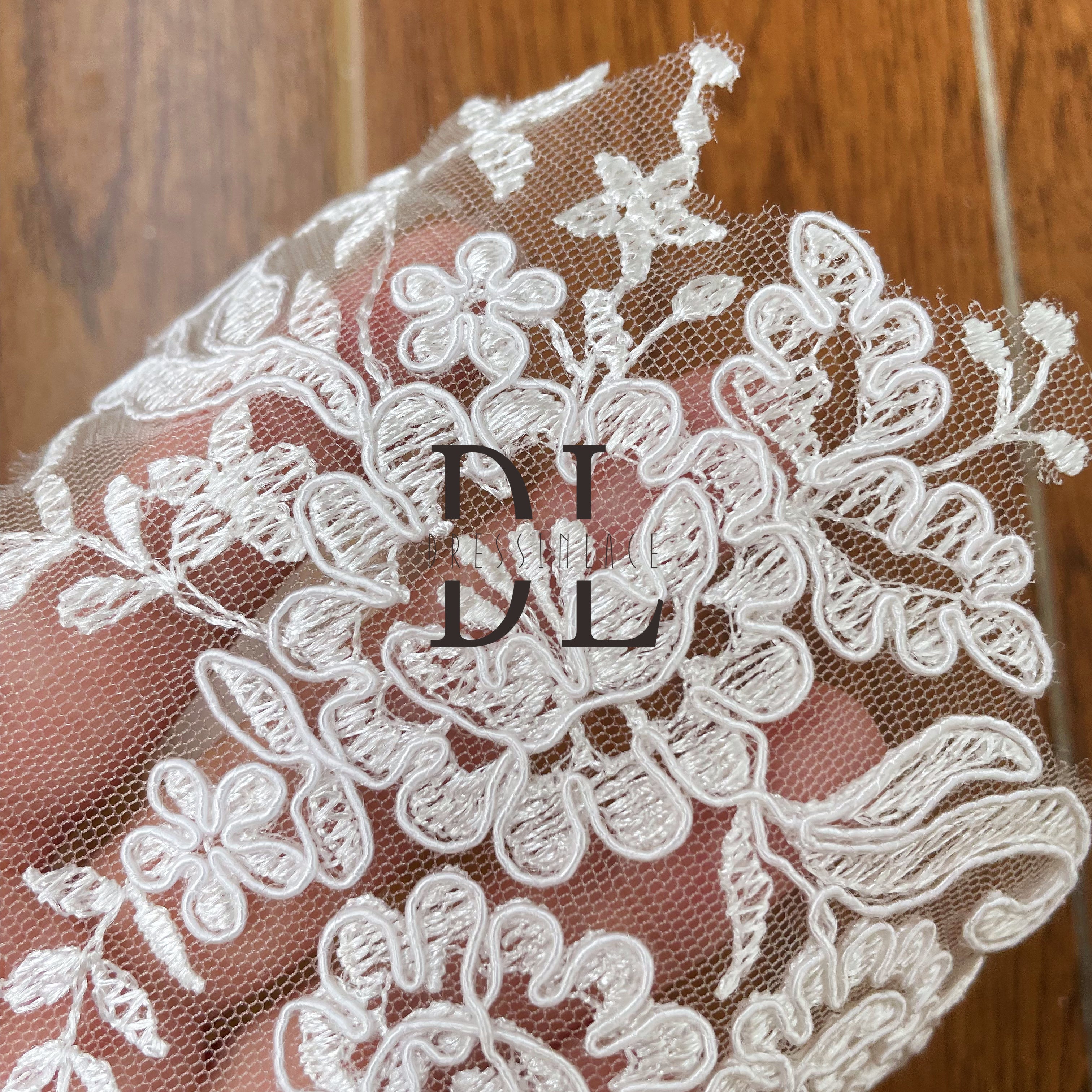 DLM2269 Apliques de encaje con flores clásicas, motivos de encaje bordado para vestidos de novia y accesorios de bricolaje para uso doméstico 