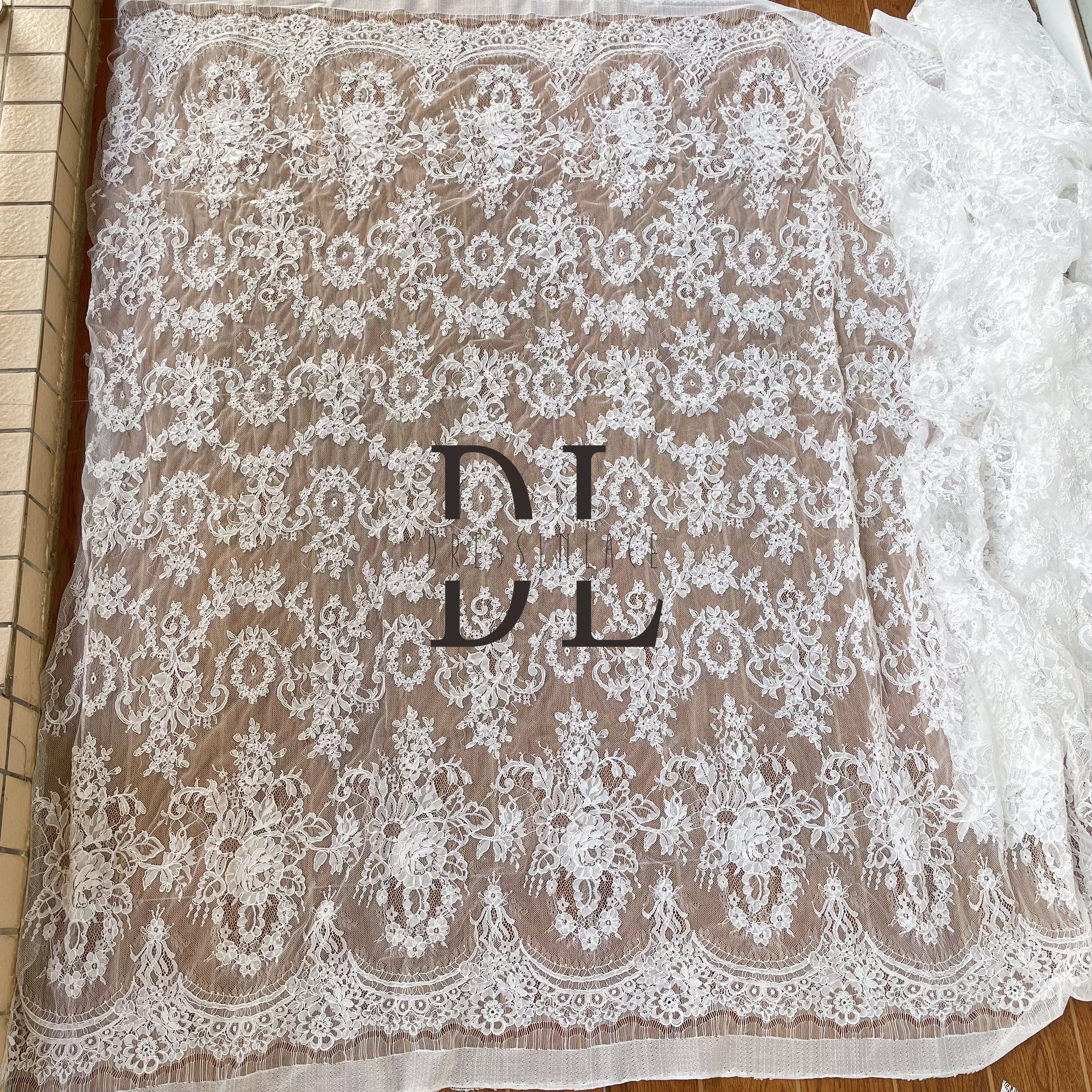 DL15002 Delicate Chantilly Handmade cording Lace Fabric for Wedding Dress with eyelash