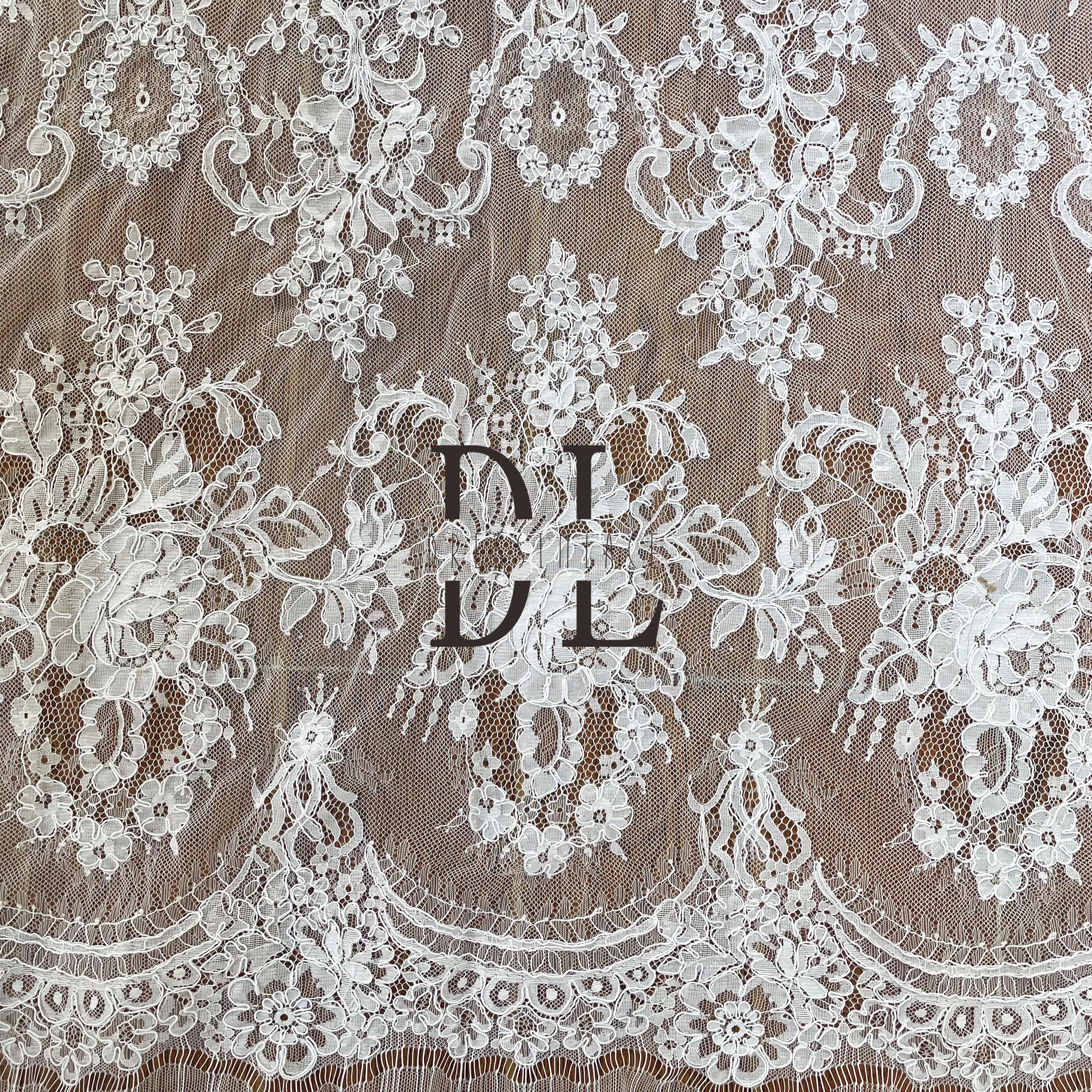 DL15002 Delicate Chantilly Handmade cording Lace Fabric for Wedding Dress with eyelash