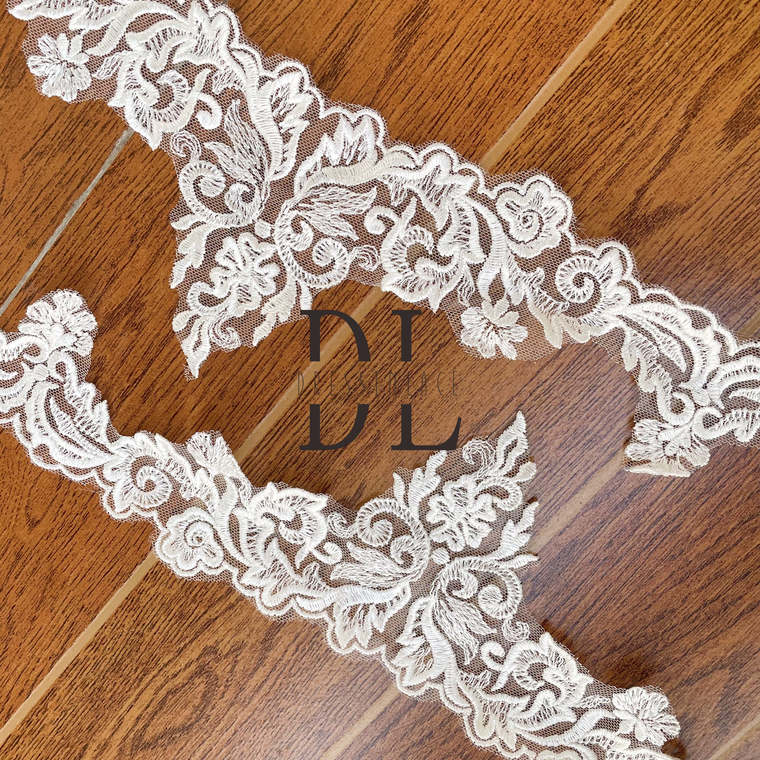 DLX11104 Flat embroidered lace trim for DIY clothing and home decorated