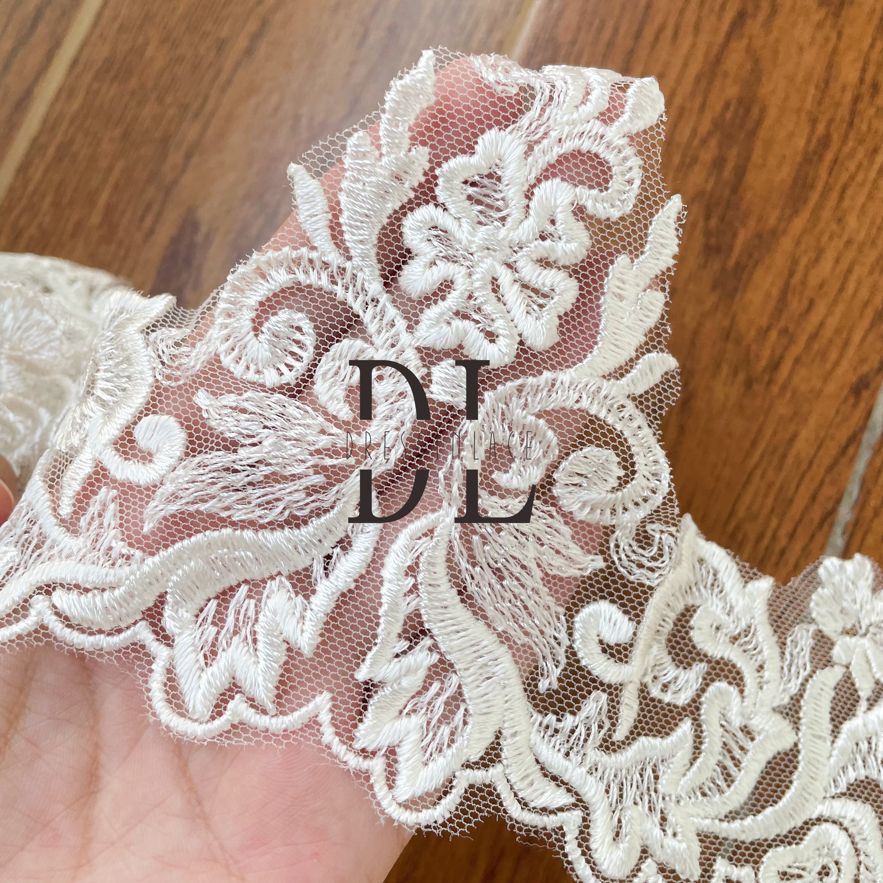 DLX11104 Flat embroidered lace trim for DIY clothing and home decorated