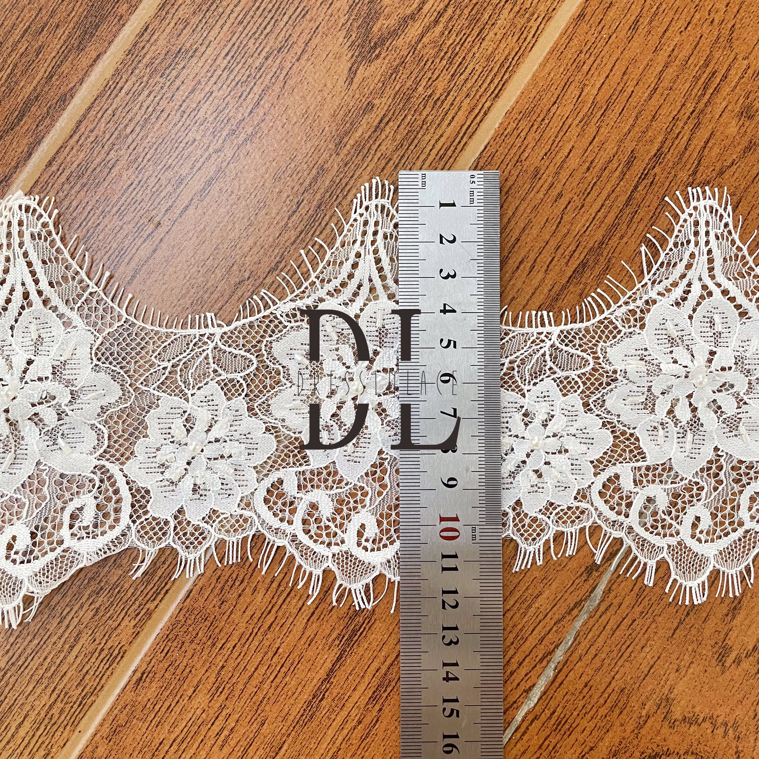 DLX13166 New Flowers Trimming Lace With Handmade Sewing Beads For Bridal Veils