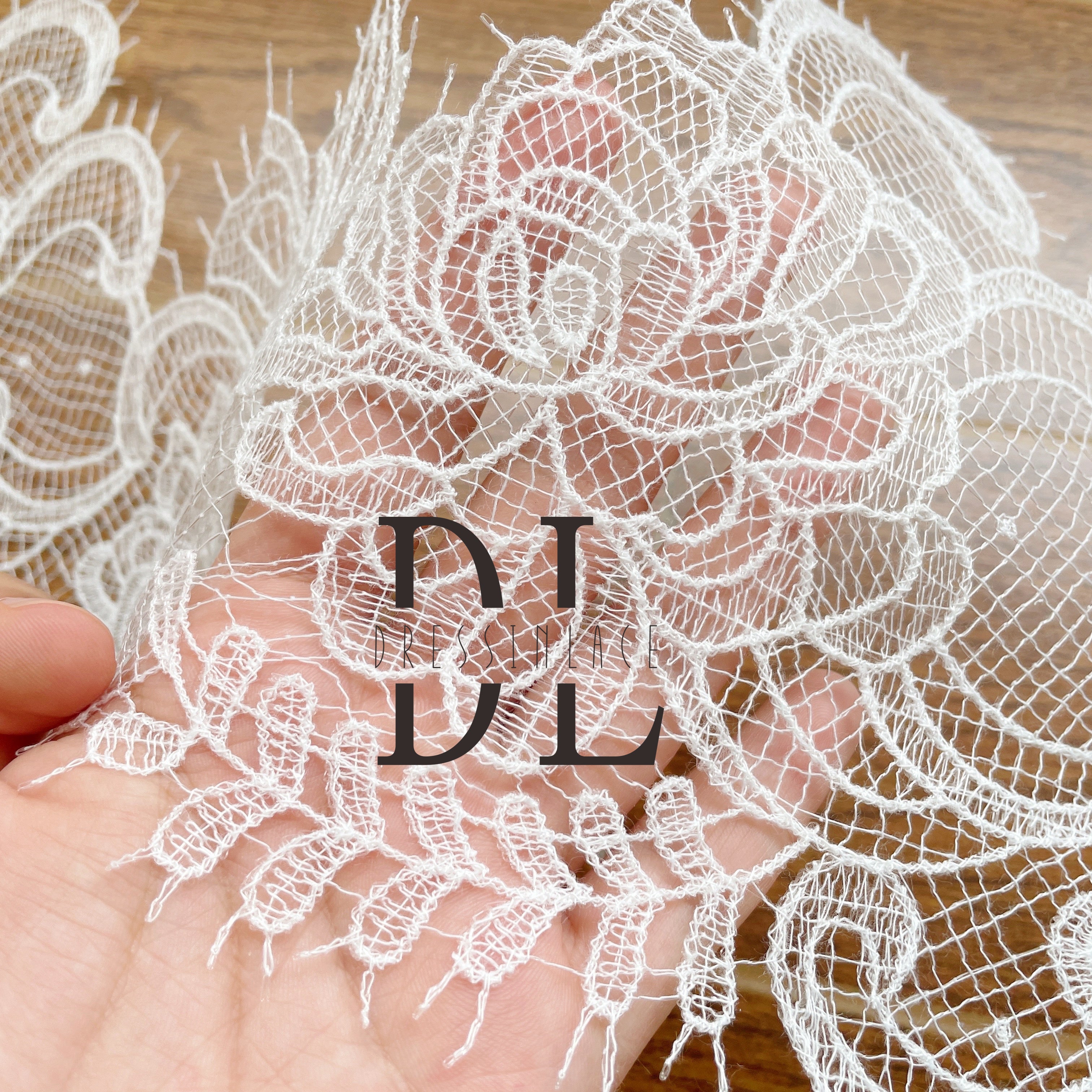 DLG17220 Guipure Lace Trims Elegant Designs For Bridal Head Veils