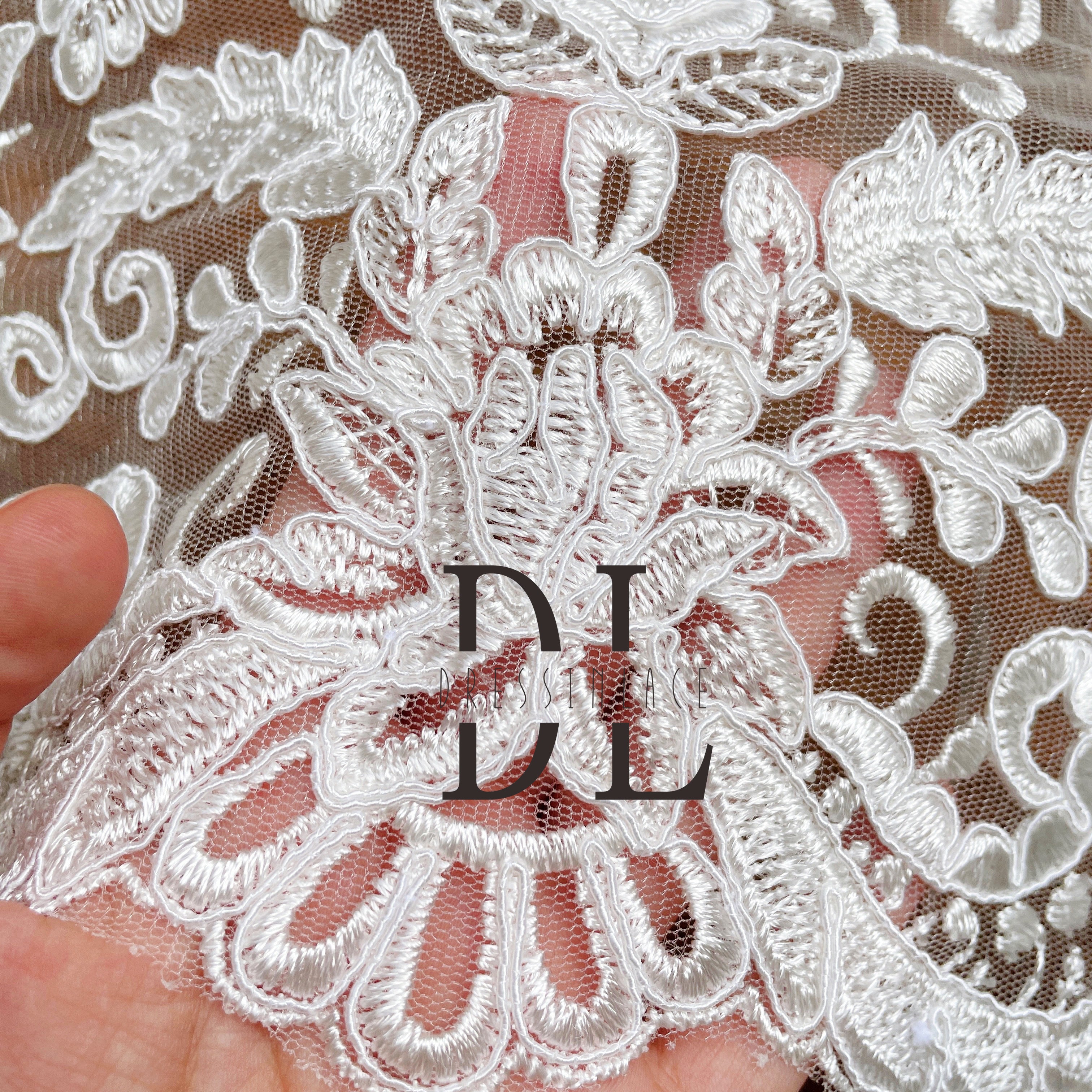 DLX50220 Classic Design Trimming Lace with Elegant Cording Bone Lines For Wedding Dresses