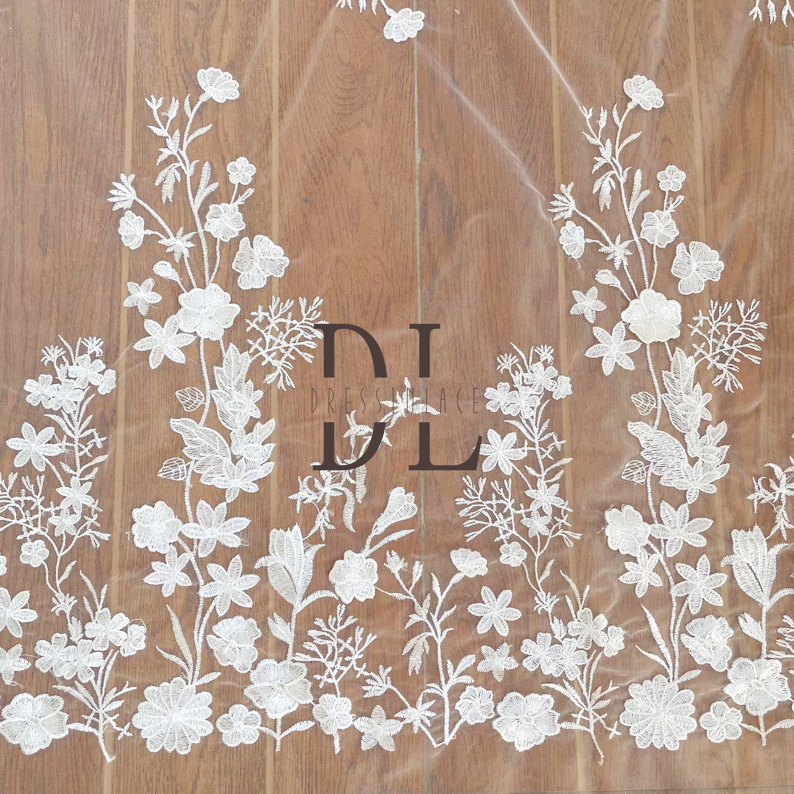 DL130142 Embroidered 3D flora embroidered lace fabric sewing accessories for dresses