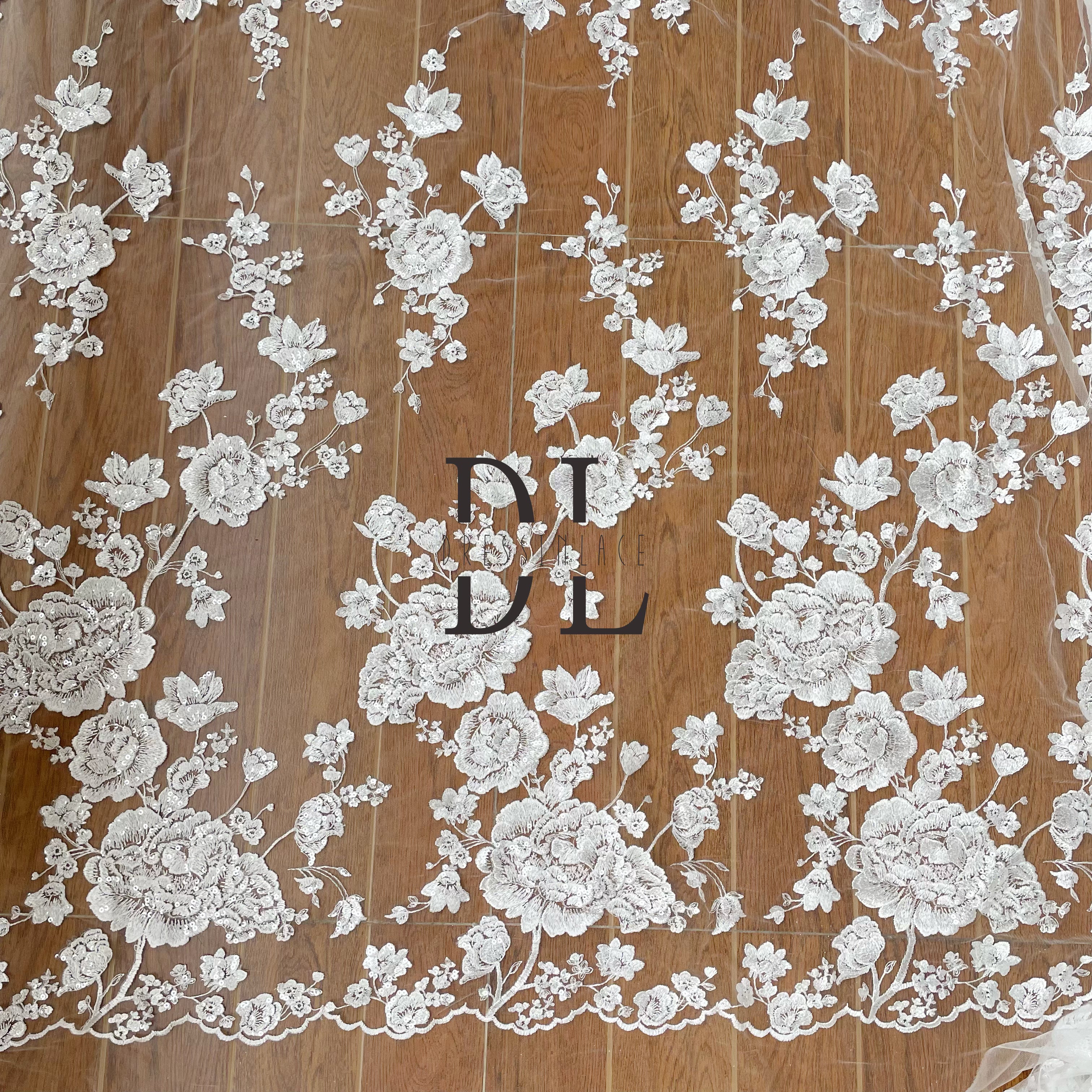 DL130150 Embroidered Lace Fabric for Wedding Dresses Exquisite Full-width Sparkling Transparent Sequins Floral Elements DL130150