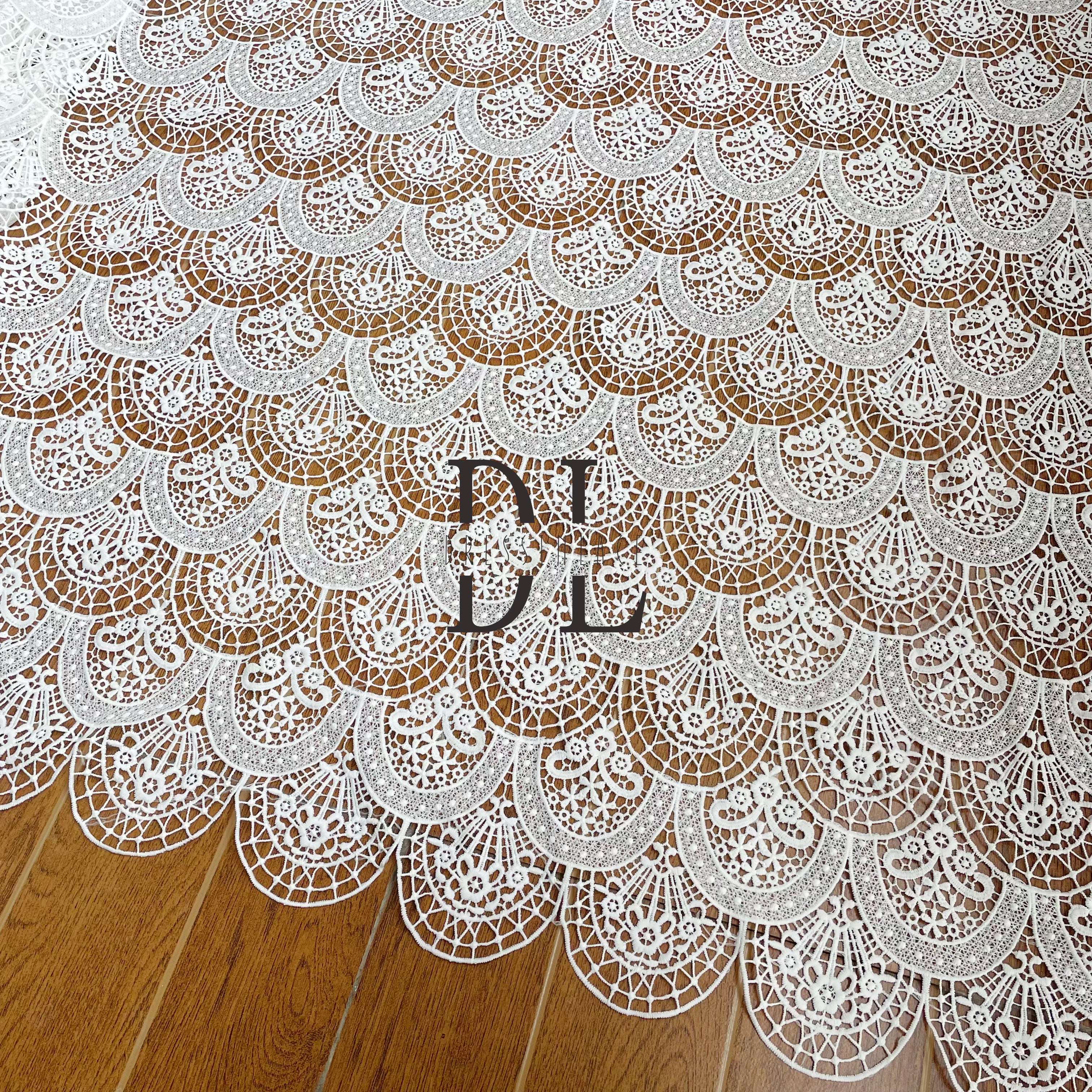 DLG120151 Classical Style Water Soluble Lace Fabric - Exquisite Lines Accentuate the Diverse Beauty of Lace - Perfect for Bridal Dresses DLG120151