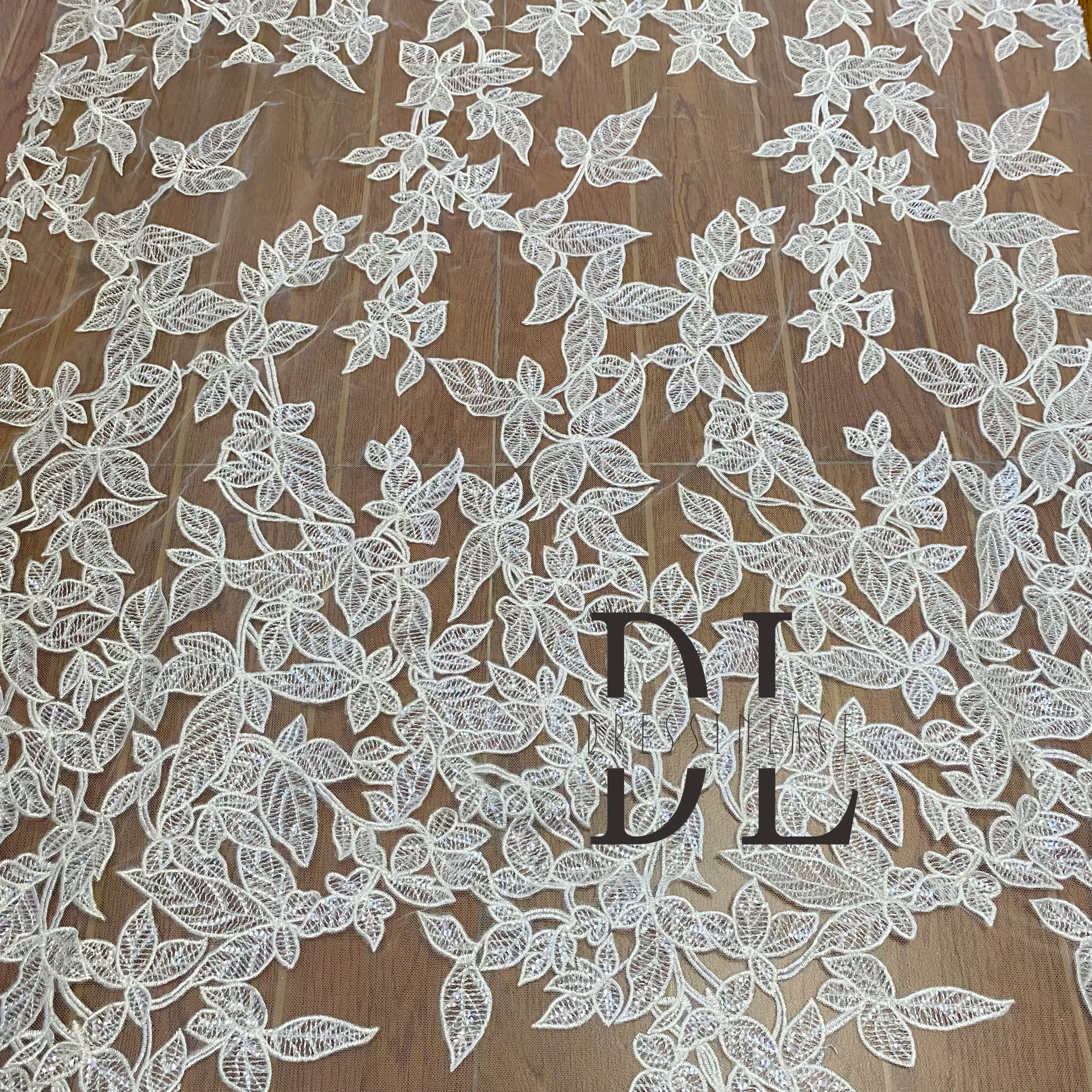 DL130138 Tessuti in pizzo di qualità premium con paillettes lucide su foglie per abiti da sposa