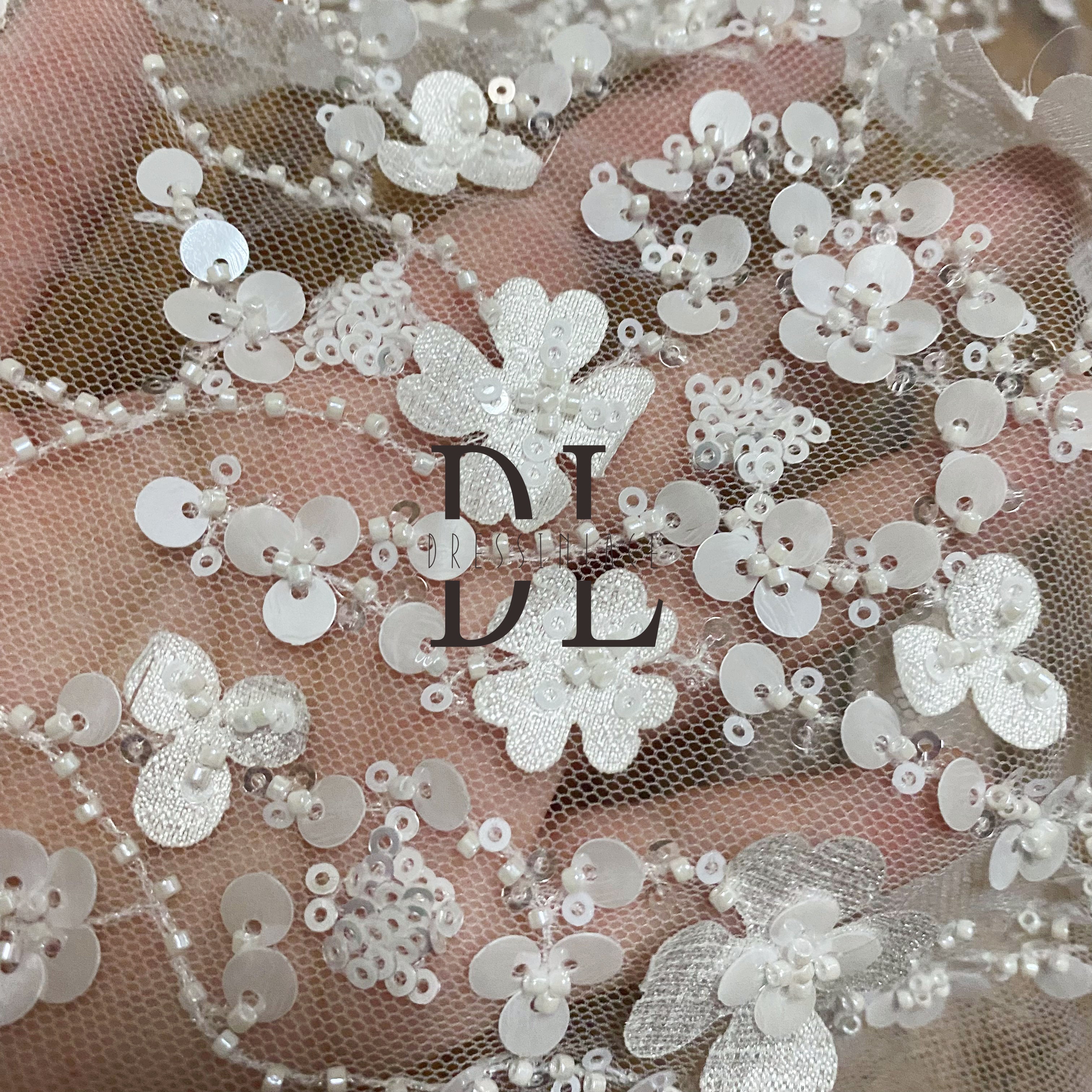 DL130127 Accesorios de costura Tejido de encaje con flores de satén 3D y lentejuelas para vestidos de novia 