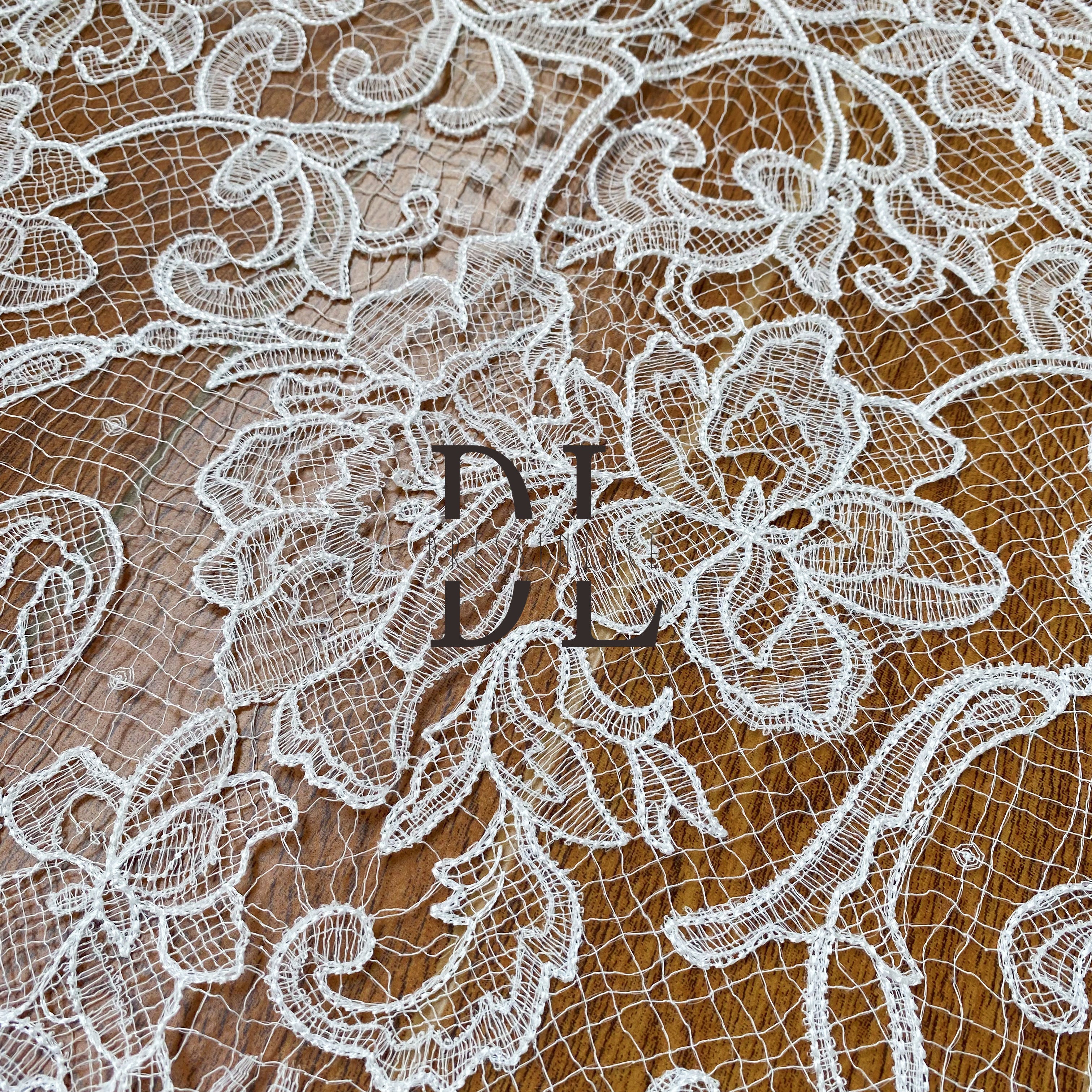 DLG120126 Elegant Water Soluble Lace Fabric for Wedding Dresses - Exquisite Design and Versatile Beauty DLG120126