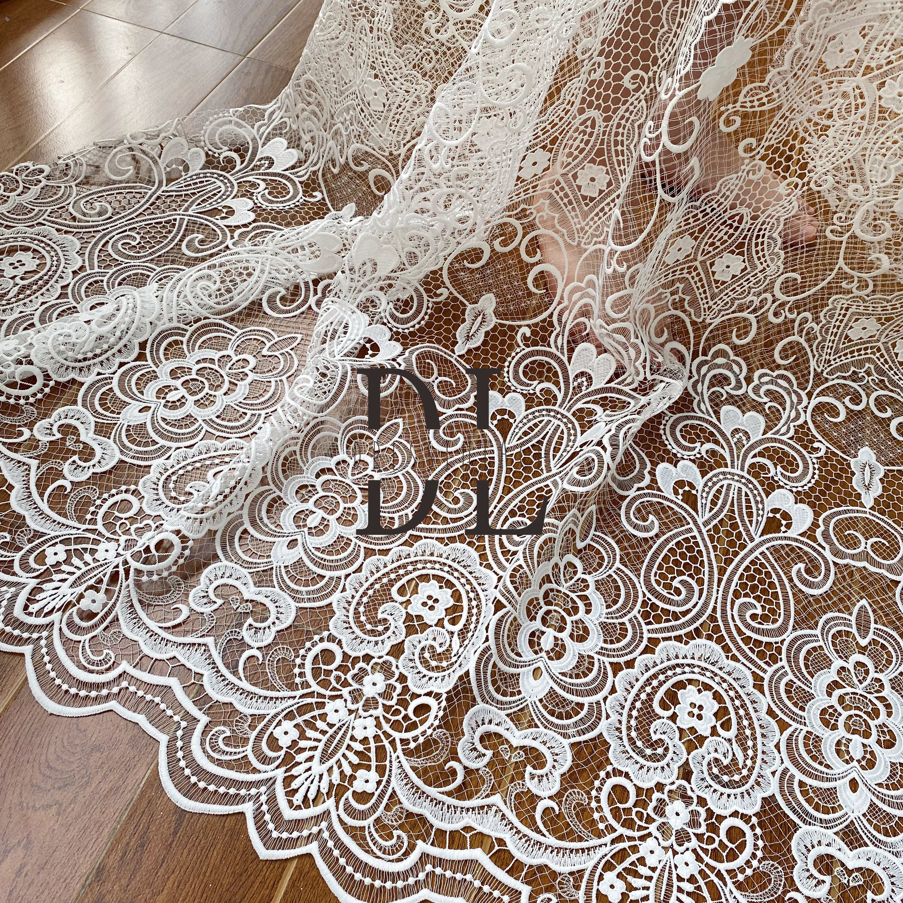 DLG120128 Classical Style Water Soluble Lace Fabric - Exquisite Lines Accentuate the Diverse Beauty of Lace - Perfect for Bridal Dresses DLG120128