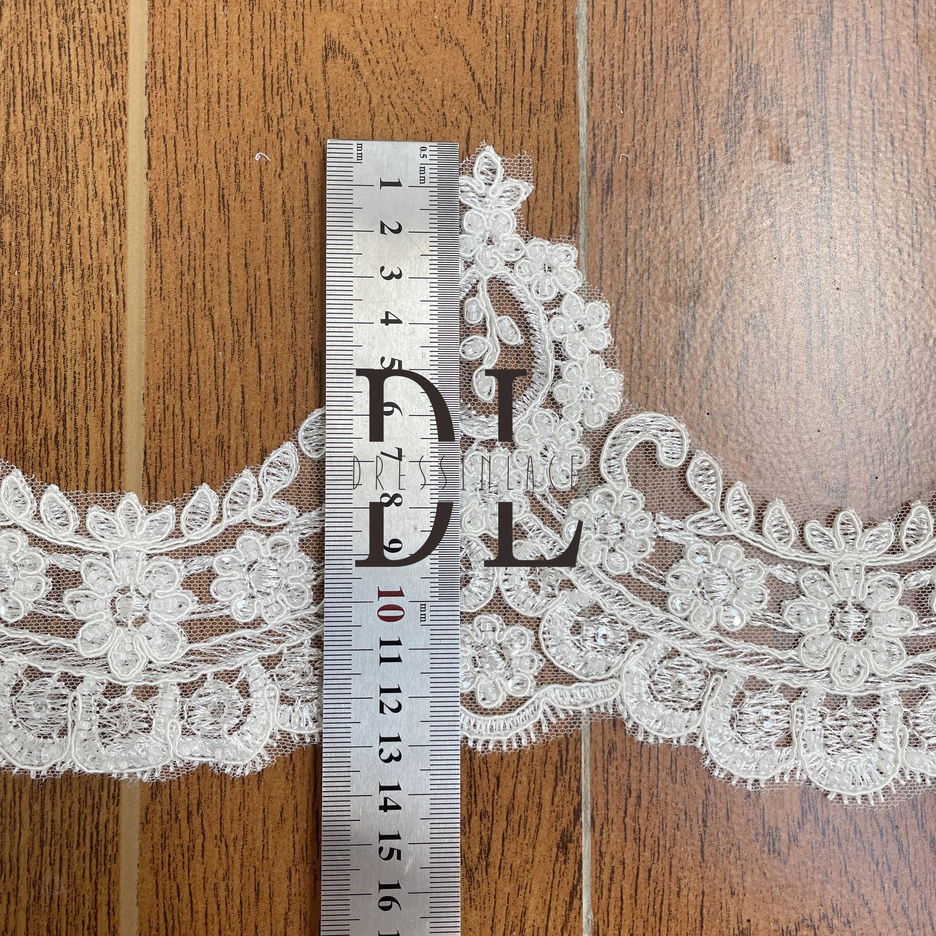 DLX13232 Shimmering Trimming Lace with Wave Nail Beads - Exquisite Embellishments for Glamorous Crafts DLX13232