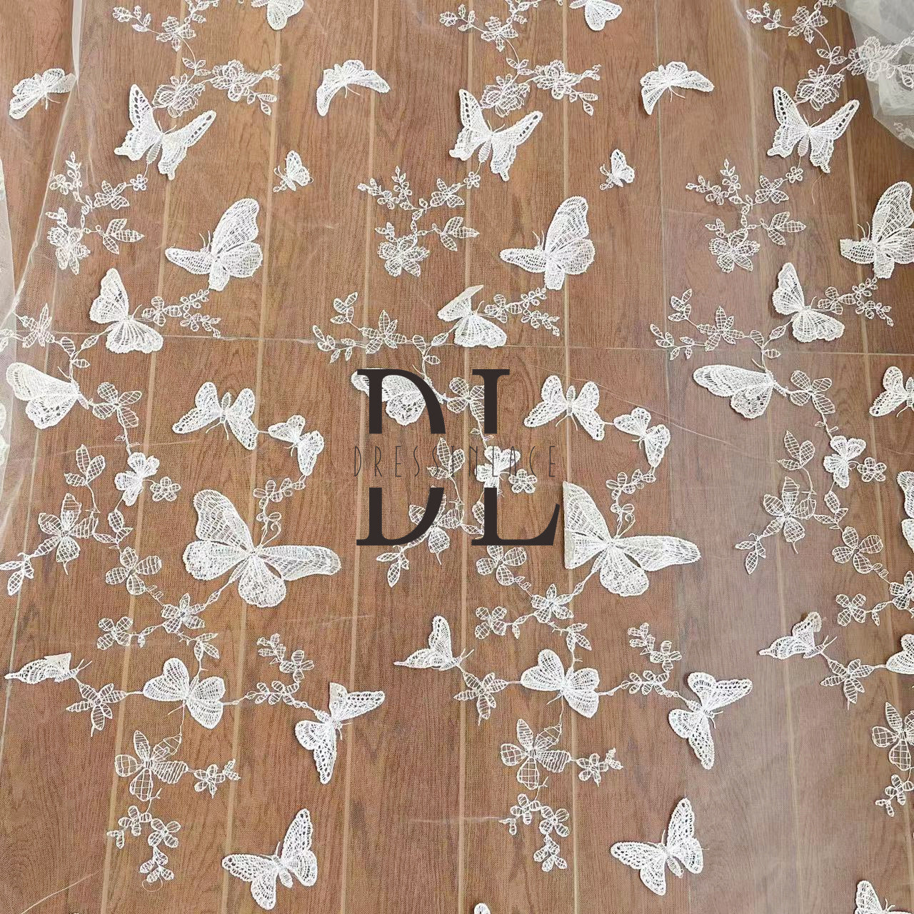 DL130114 Exquisite Flower Pattern Embroidery Lace Fabric 3D Butterfly Pattern - Polyester Material DL130114