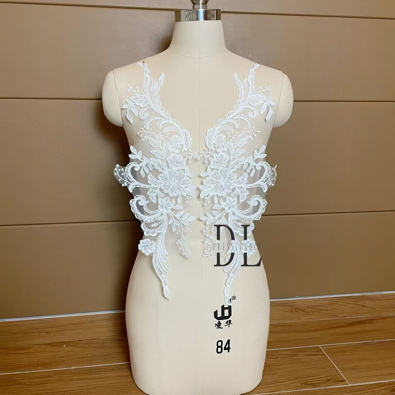 DLM2313 Bridal Lace Appliques with sequins for wedding dresses, formal gowns, veils and home textiles