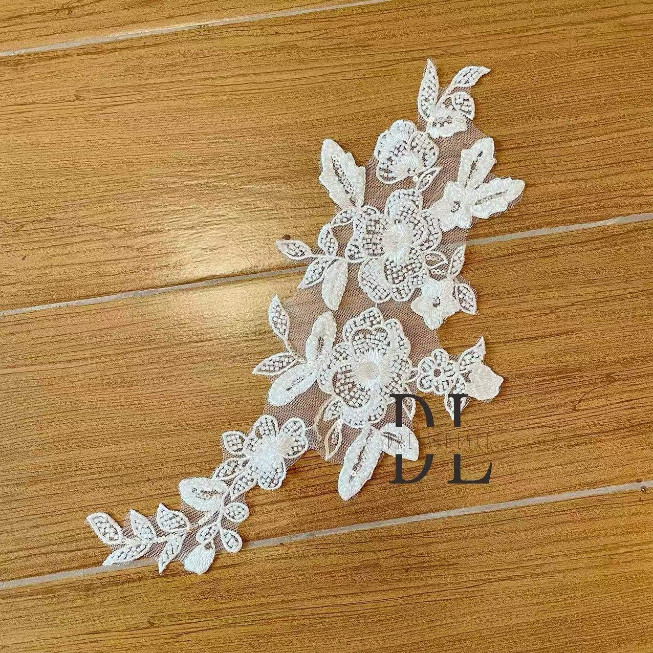 DLM2320-2322 Bridal wedding dresses Lace motifs, bride dresses veils accessories