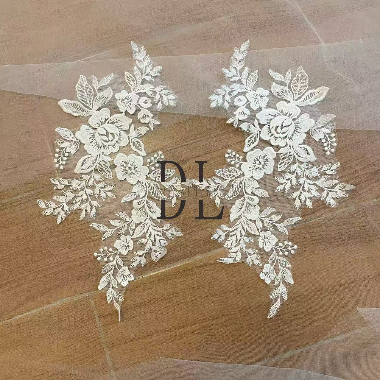 M2305-2305-L Bridal wedding dresses Lace appliqués, bride dresses veils, fashion clothes accessories