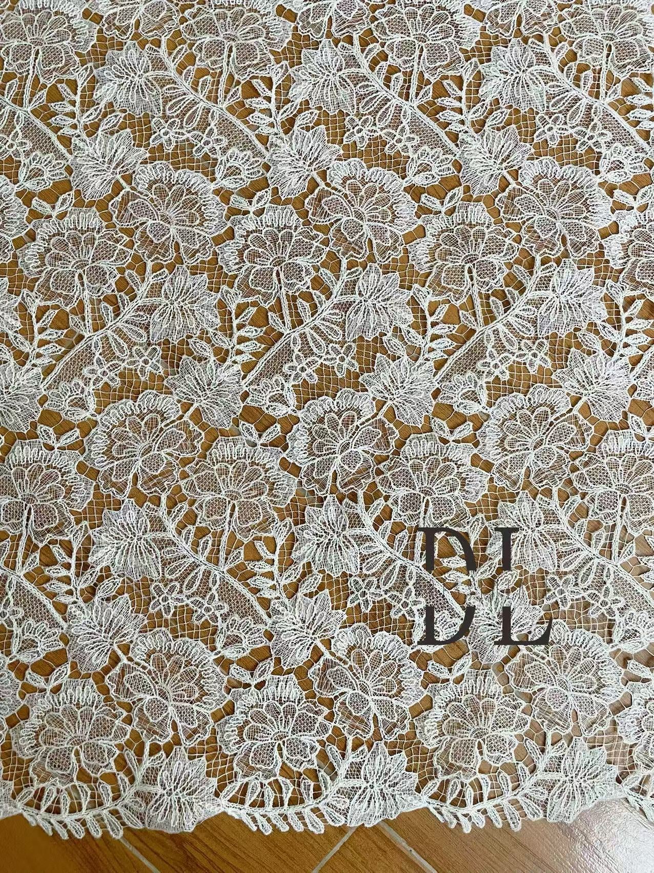 DL120195 Elegant Water Soluble Classical pattern Lace Fabric with sequins For Novia Dresses, bridal wedding gowns