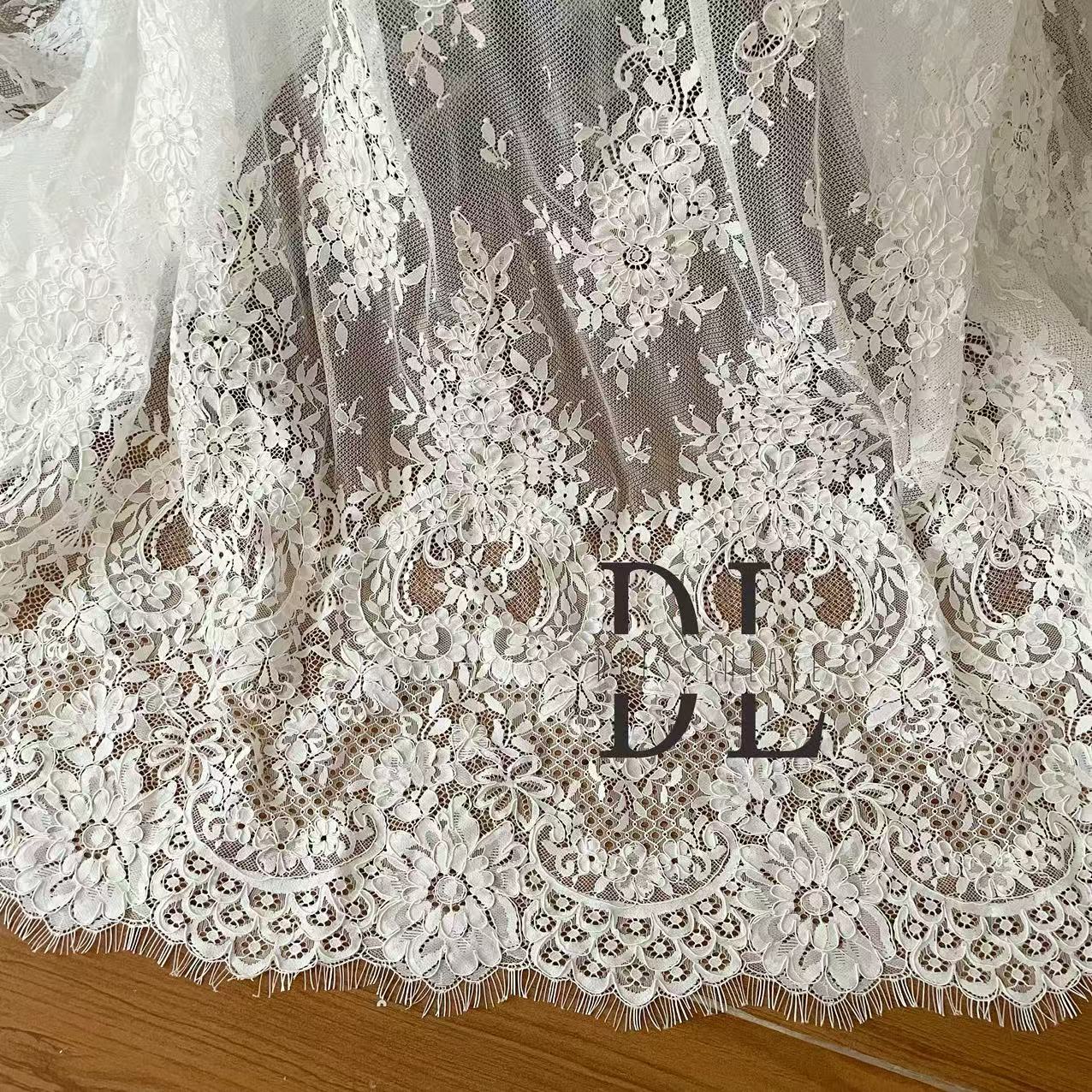 DL15104 Boho Fabrics Delicada tela de encaje Chantilly para vestidos de novia: material de pestañas suave y exquisito 