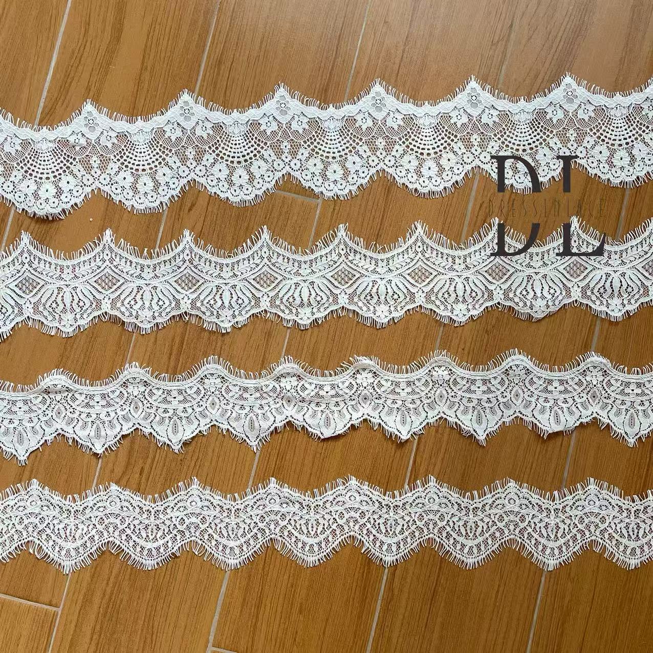 DLX15253 Patrón de hojas bordadas Tejido de encaje Bordes de ancho 15 cm Cuentas y lentejuelas para velos de novia