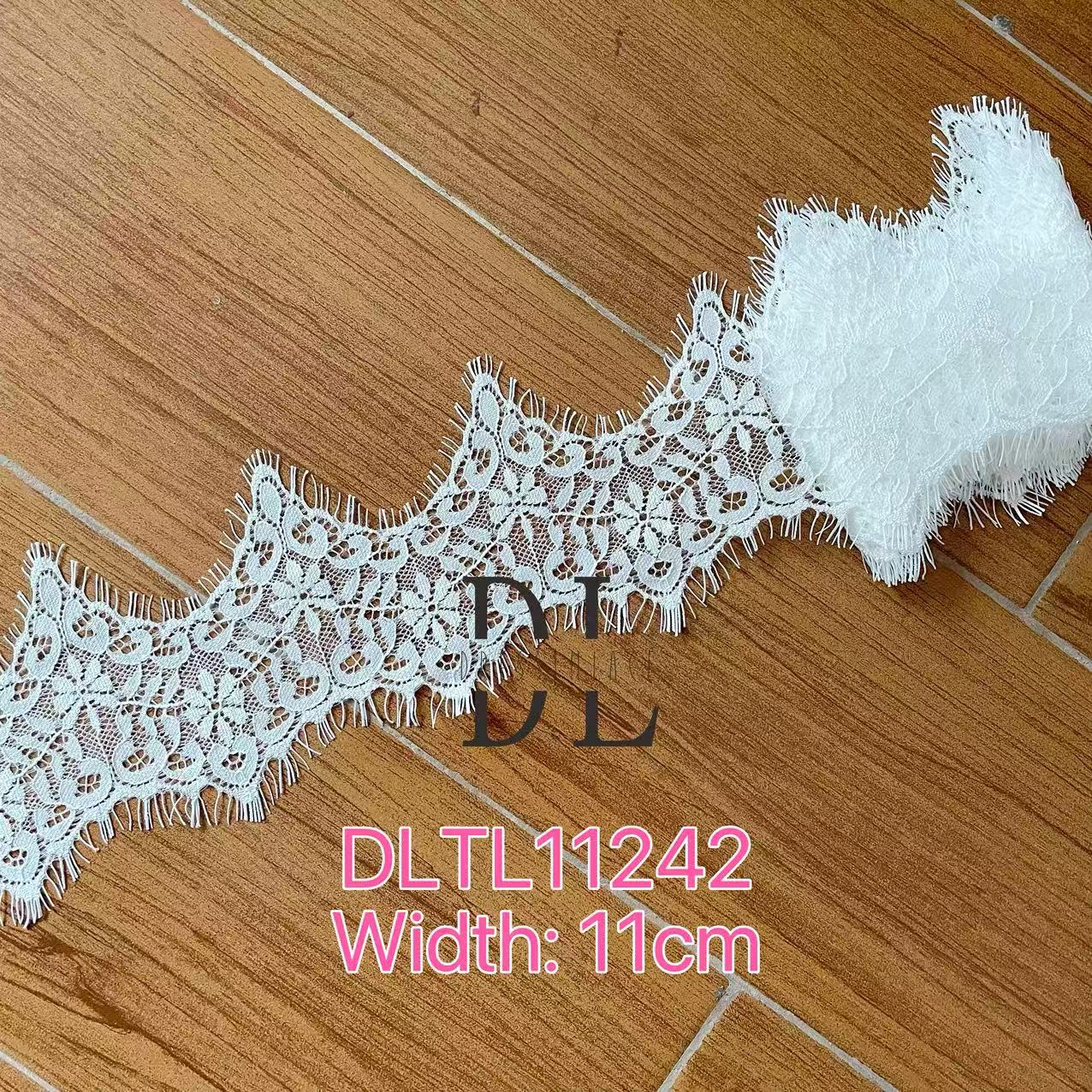 DLX15253 Patrón de hojas bordadas Tejido de encaje Bordes de ancho 15 cm Cuentas y lentejuelas para velos de novia