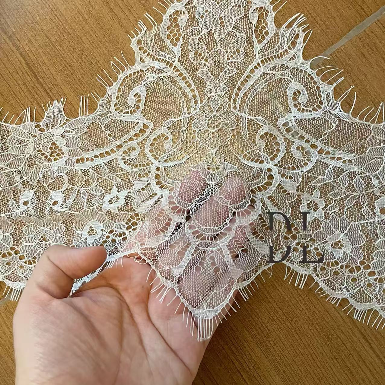 Charming Chantilly lace trims for fashion clothes, bridal dresses, wedding veils accessories, DIY garment accessories