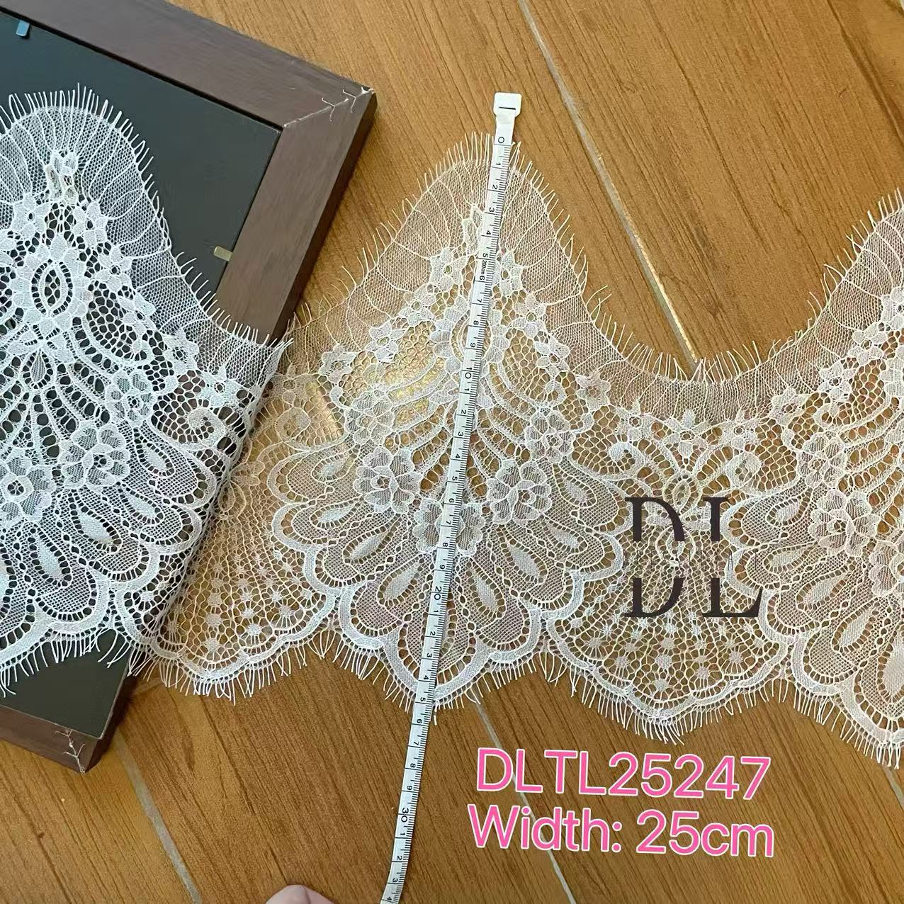 Charming Chantilly lace trims for fashion clothes, bridal dresses, wedding veils accessories, DIY garment accessories