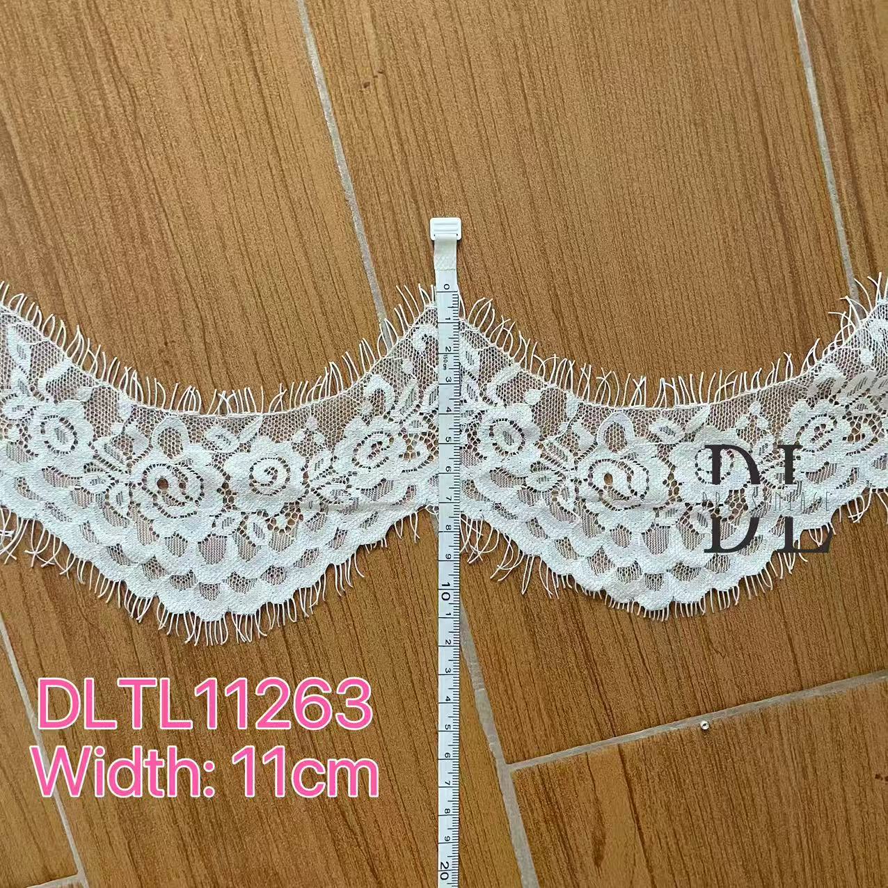 Good quality Chantilly lace trims for DIY fashion clothes, bridal dresses, wedding textiles accessories, home curtain textiles decorate, 3meters/roll