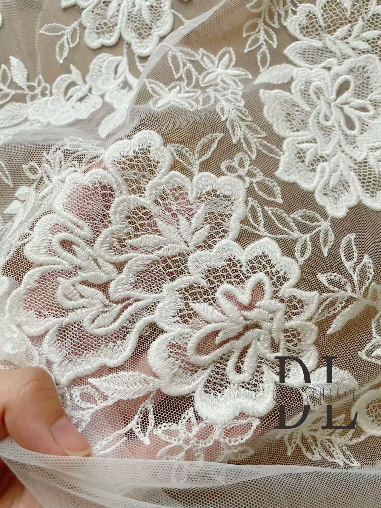 DL130266 special flower lace fabric for bridal wedding dresses, high custom boho dresses, width 130cm